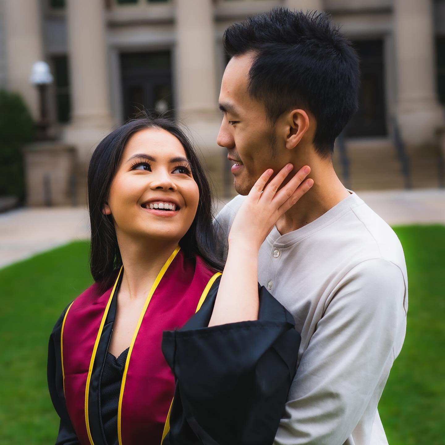 Little couple session 🧸🎉

#photography #photo #photoshoot #photographer #photographylovers #photoeveryday #photos #flowers #flowerpedals #graduation #couplegoals #couple