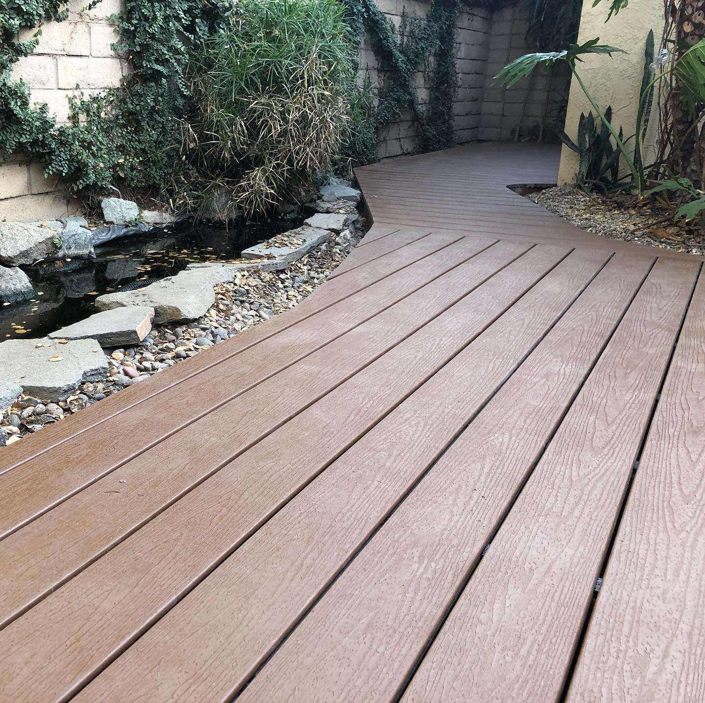 Another happy client! Hidden hardware #trex #deck turned out amazing. Super clean lines that last. @bennett.t and @tonymb714 knocked it out of the park