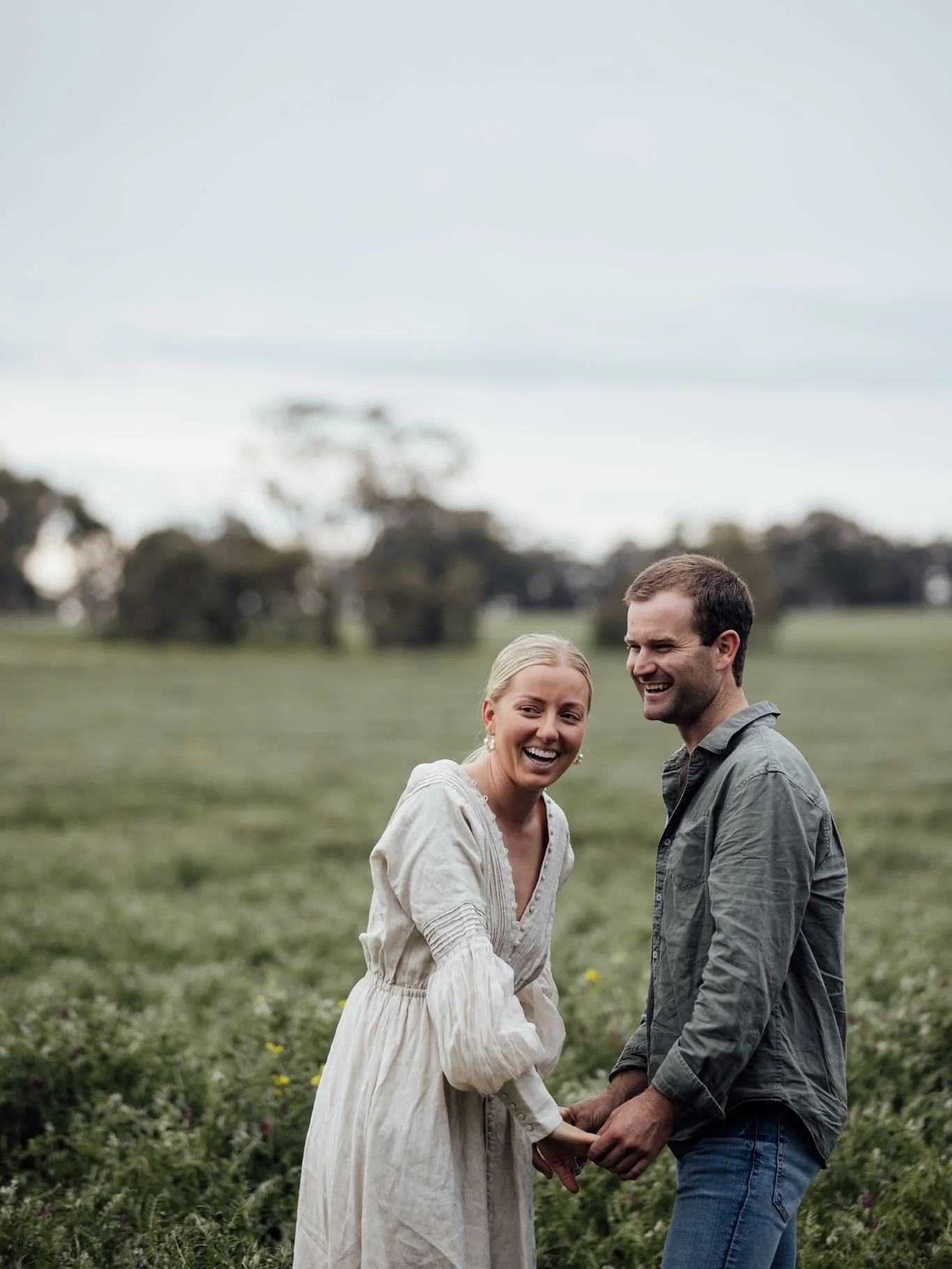 A cheeky mid-week catch up and engagement session with Amber and Corey 🤍 We get to do this all over again next October for their wedding day 🤍