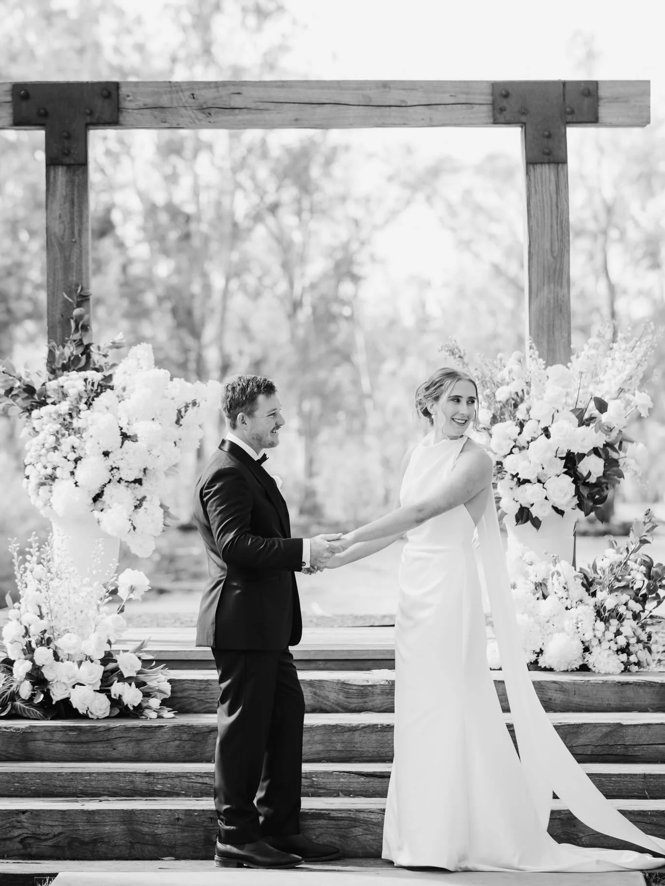 The right things in life will always find you and boy are we glad these two found each other 🤍 Mr and Mrs MacCalman we adore you 🤍