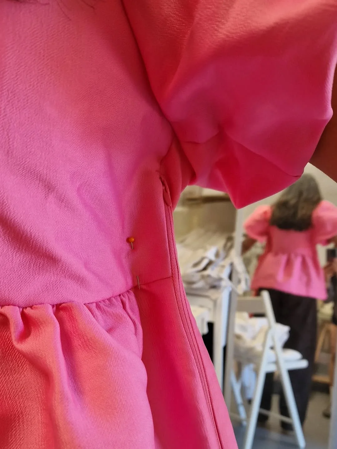 Not everything that is unworn is damaged, some pieces are just waiting to be reshaped 💫

Reworking this in the spirit of Mend in Public Day #MendInPublicDay @fash_rev #FashionRevolutionWeek #sustainablefashion