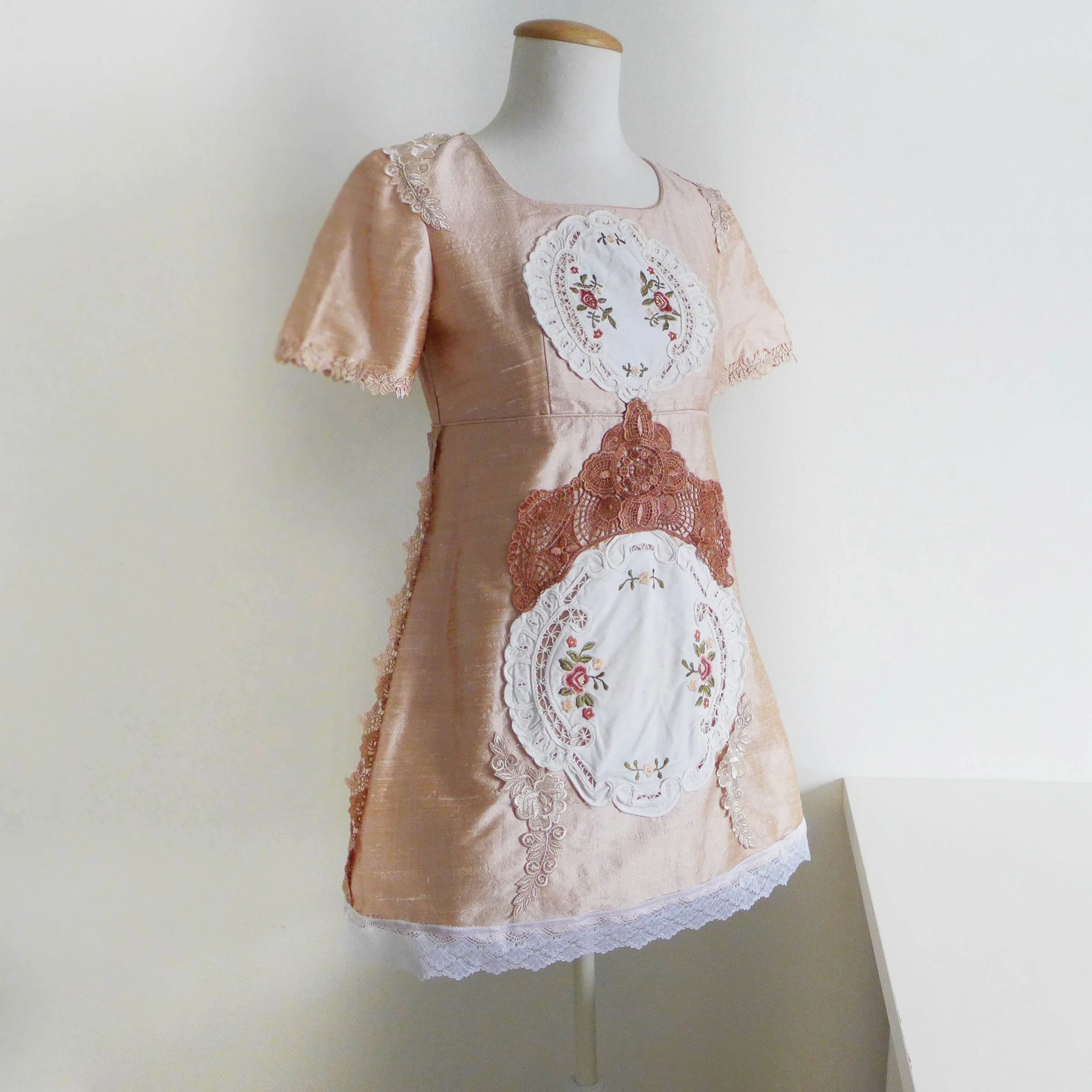 elspeth dress doily 2.JPG