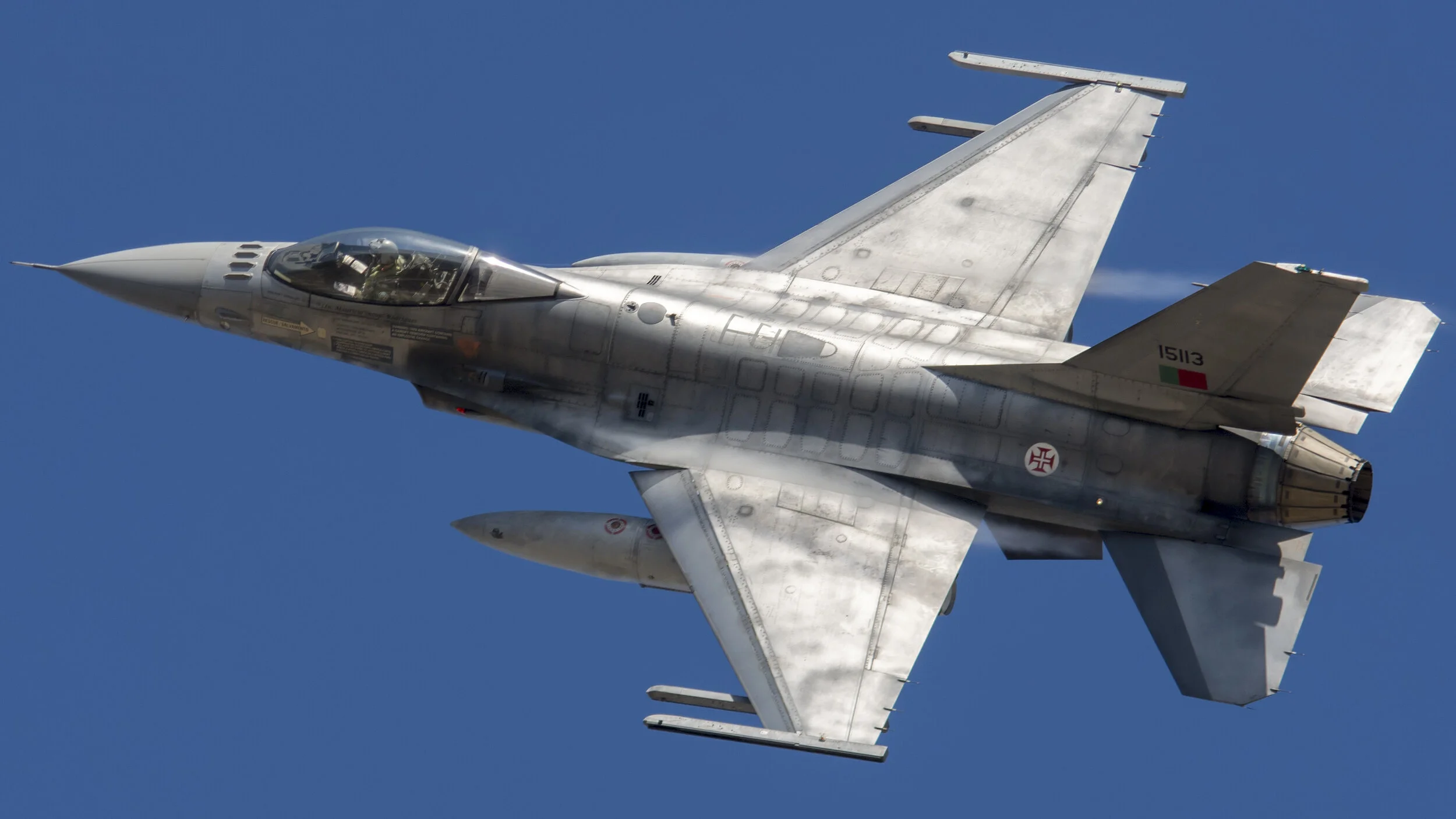 FAP BA5 Monte Real, Portugal. Spotters Day 2017. 15113 Portuguese Air Force General Dynamics F-16MLU