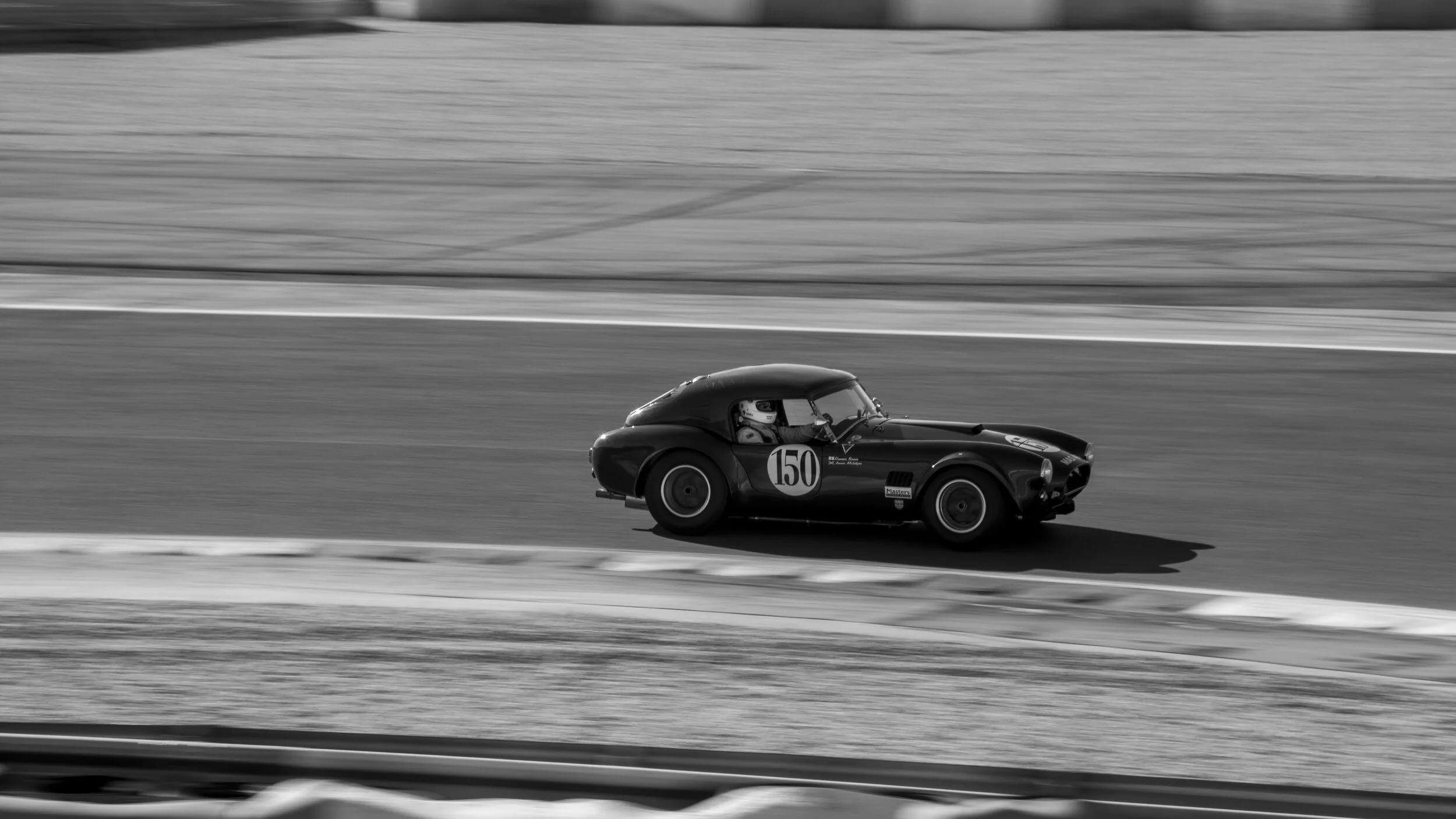 Estoril Circuit, Portugal. FIA Masters Historic F1 Oct 2017. AC Cobra