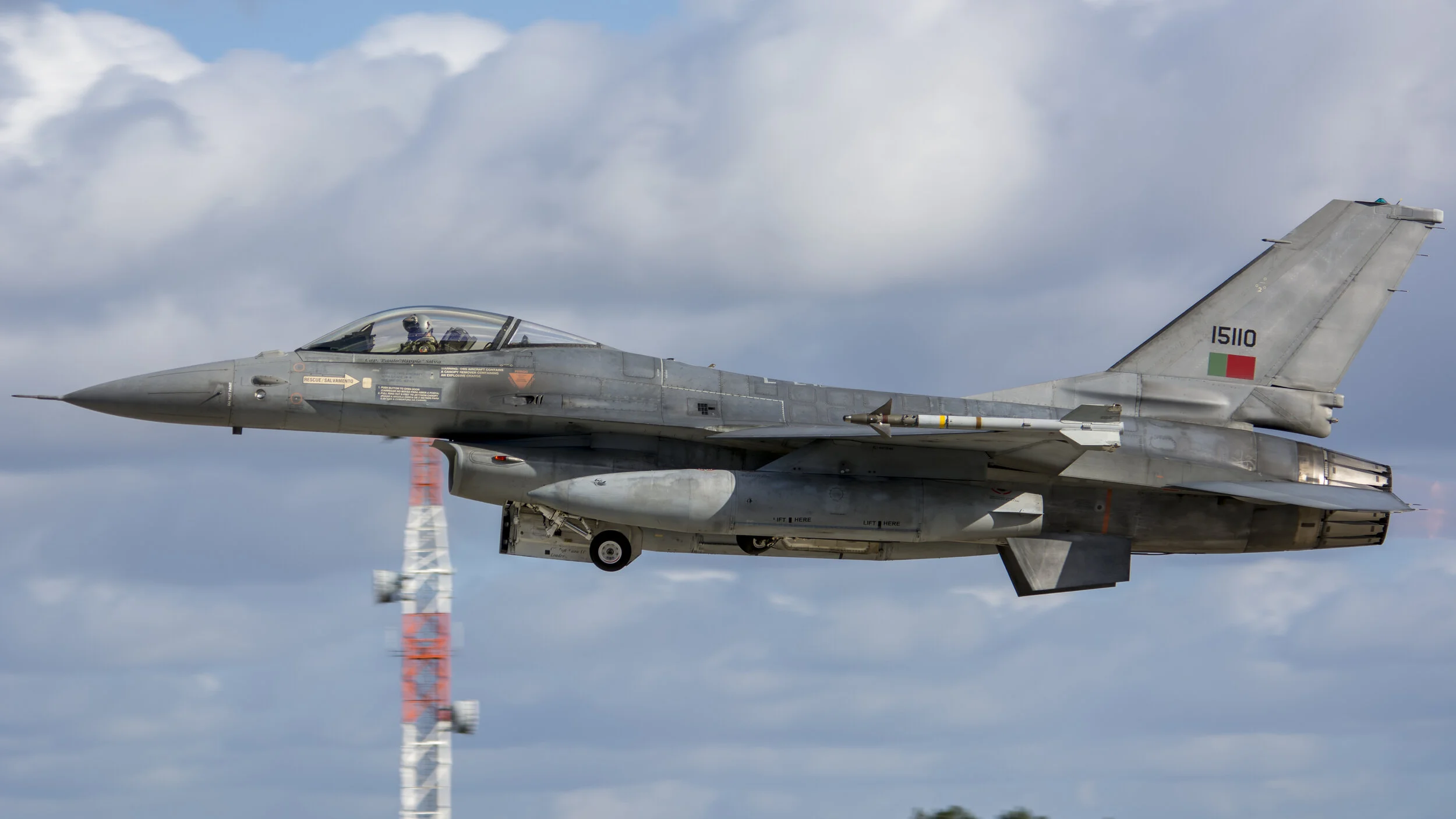 FAP BA5 (Monte Real, Portugal) Real Thaw 18. Portuguese Air Force 15110 General Dynamics F16MLU