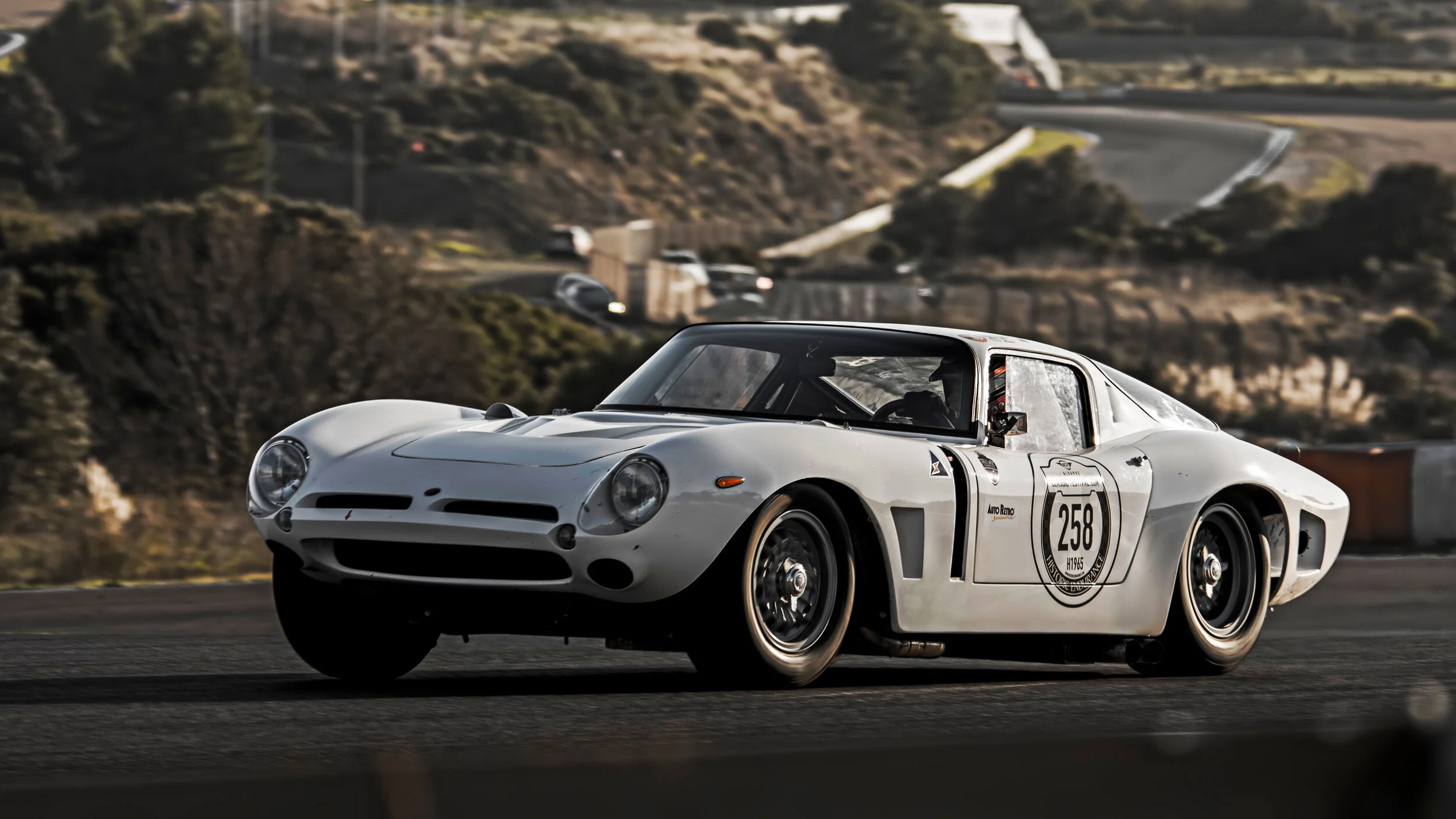 Estoril Circuit, Portugal. Racing Festival 250KM Endurance Nov 2017. Pieter Boel / Richard Rubbio - Iso Grifo A3C