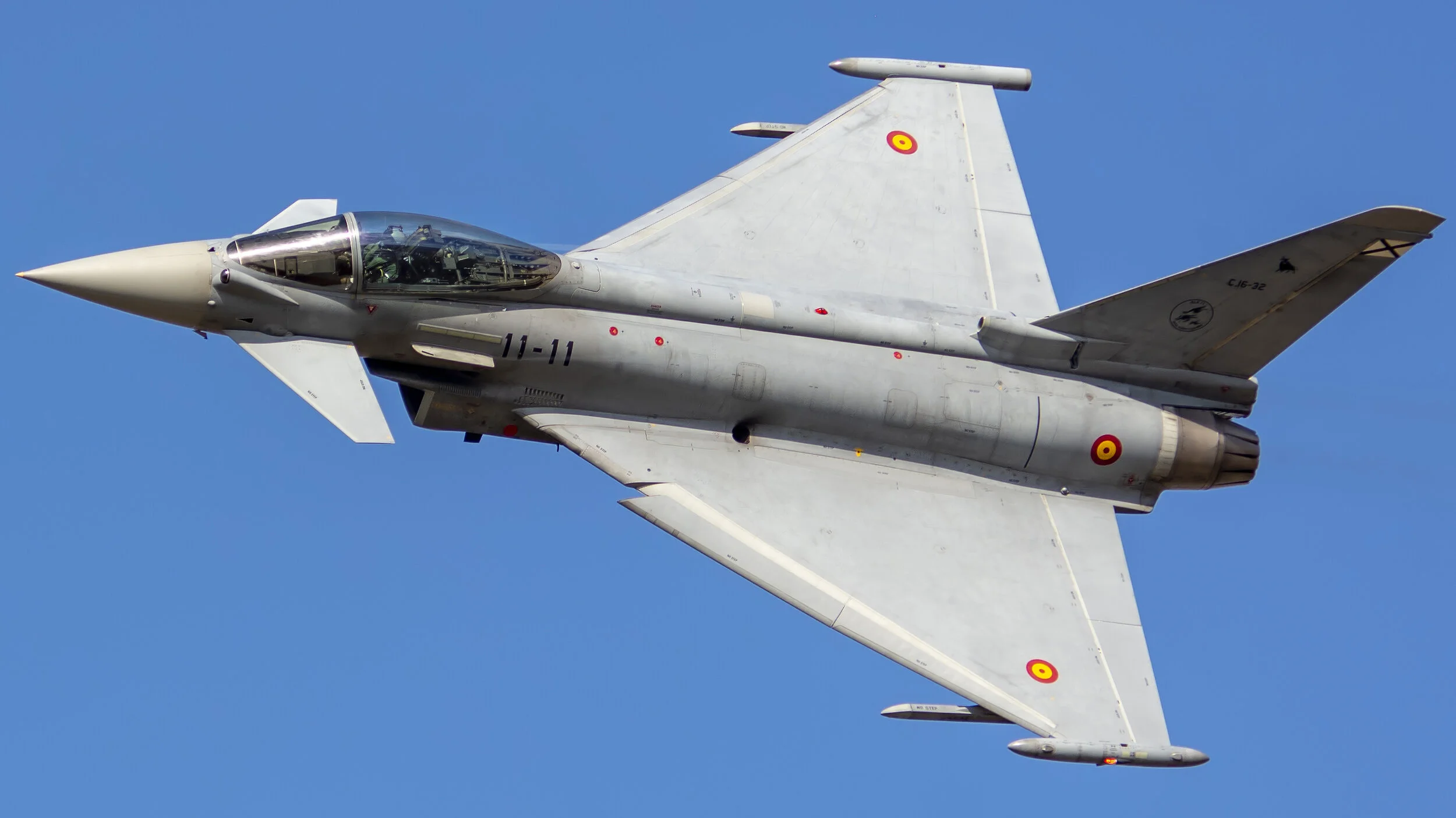 Évora, Portugal. FAP 66º Anniversary July 2018.  Spanish Air Force c.16-32/11-11 Eurofighter C-16 Typhon (EF-2000)