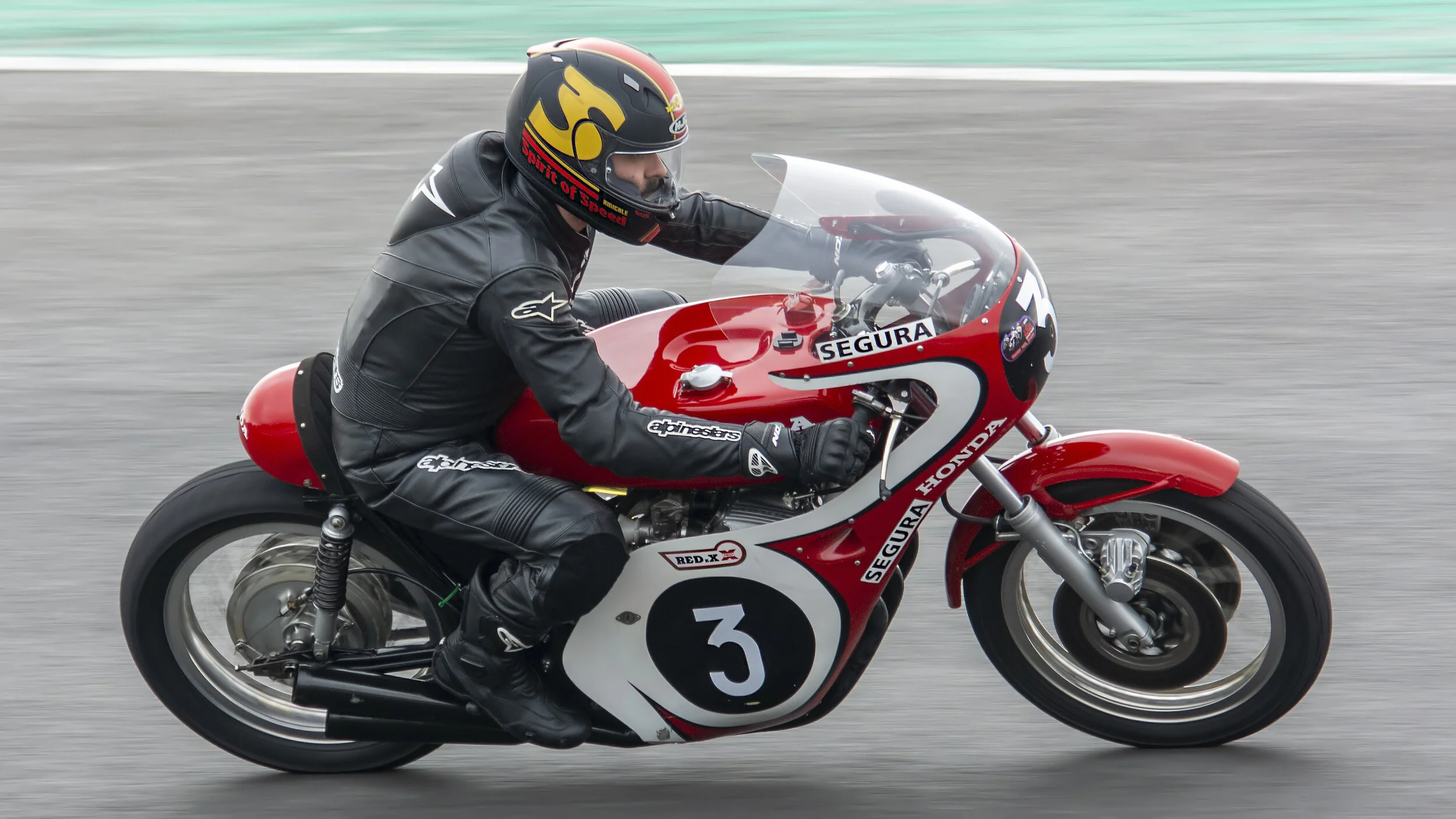 Estoril Circuit, Portugal. Estoril Classics 2019. Spirit of Speed - Road Racing Moto GP Collectors