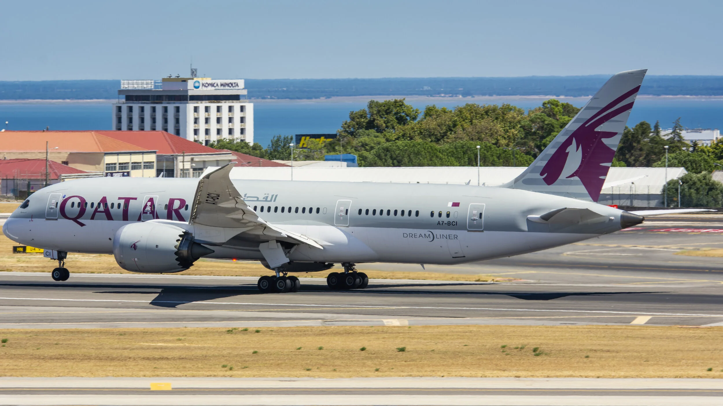 LPPT (Lisbon, Portugal). Qatar Airways A7-BCI Boeing B787-8 Dreamliner