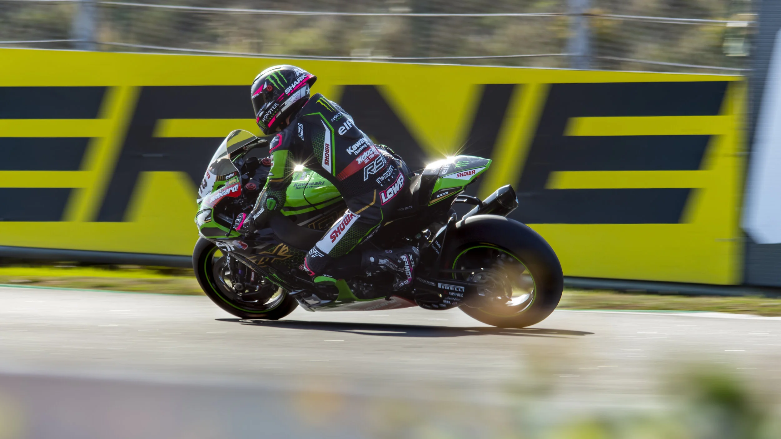 Estoril Circuit, Portugal. WorldSBK - Pirelli Estoril Round 2020. Tissot Superpole
Rider: A. LOWES
Team: GBR Kawasaki Racing Team WorldSBK
Bike: Kawasaki ZX-10RR