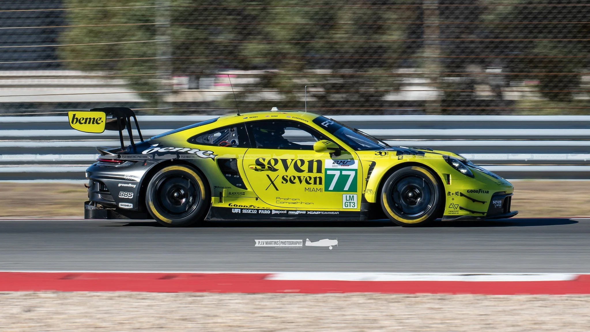 Porsche 992 GT3 R LMGT3