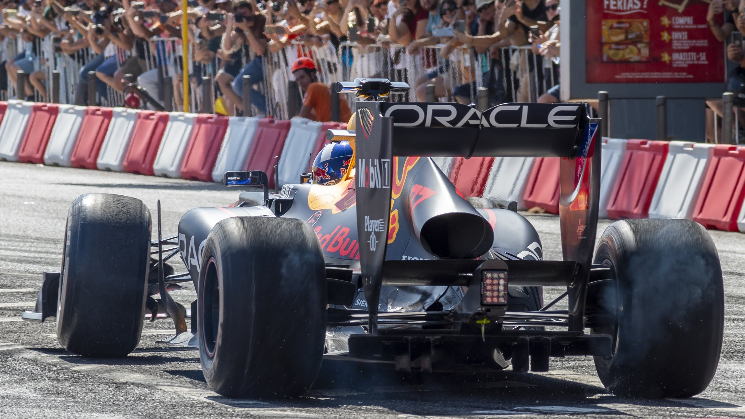 Red Bull Showrun Lisbon 2023.
Driver: David Coulthard
Car: 2011 Red Bull RB7 F1