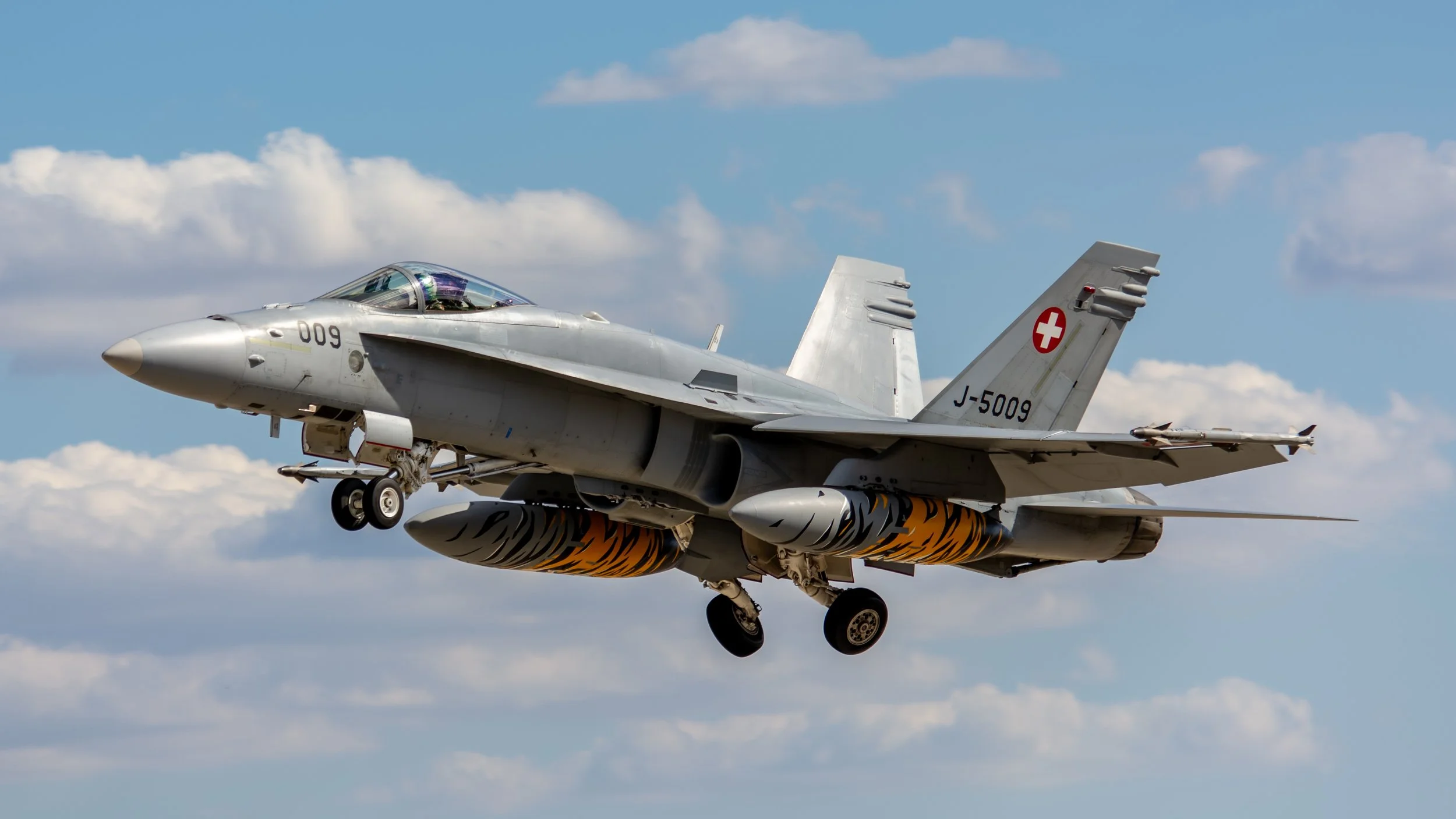 NTM 2025 FAP BA Nº11 LPBJ - Beja.
Swiss Air Force J-5009 McDonnell Douglas F/A-18C-49