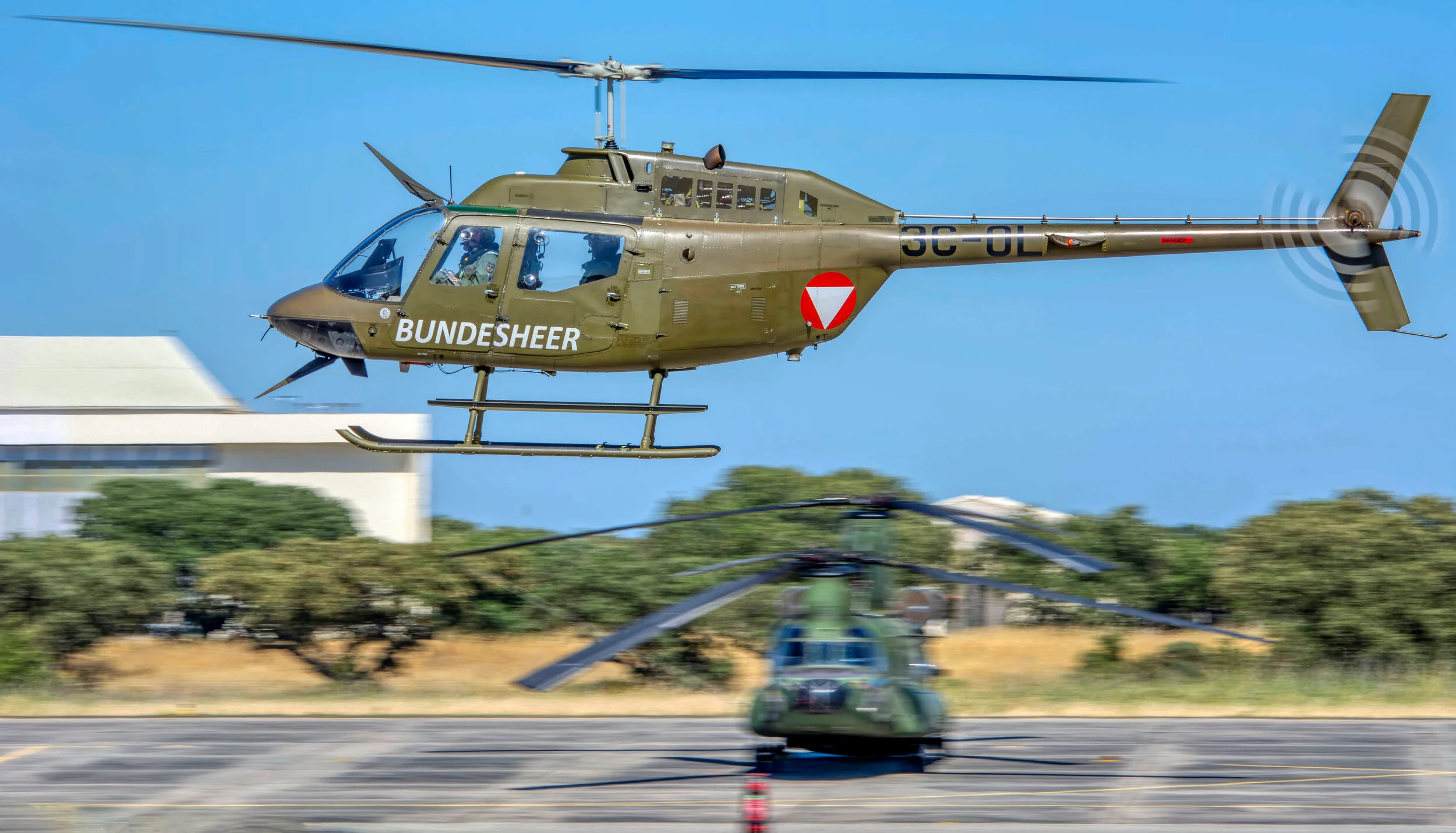 FAP BA11, Beja, Portugal. Hot Blade 2021.
3C-OL Austrian Air Force Bell OH-58B Kiowa