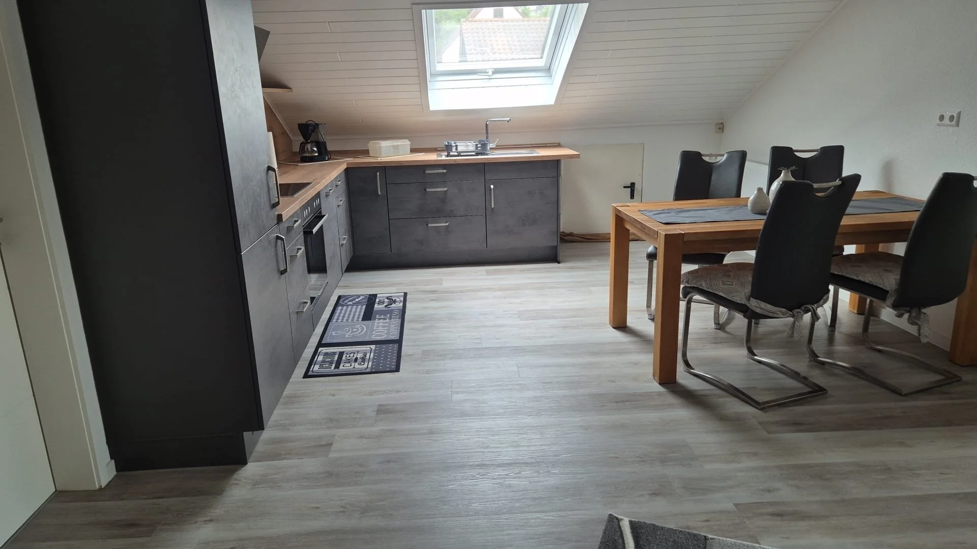 WhatsApp Image 2025-05-17 at 14.06.07.jpeg