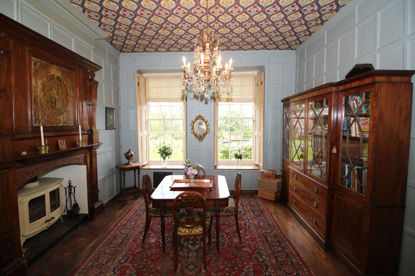 The Dining room as shown in the Sale brochure. This room is never used for filming in the show, I imagine the wood burner would not look so authentic!