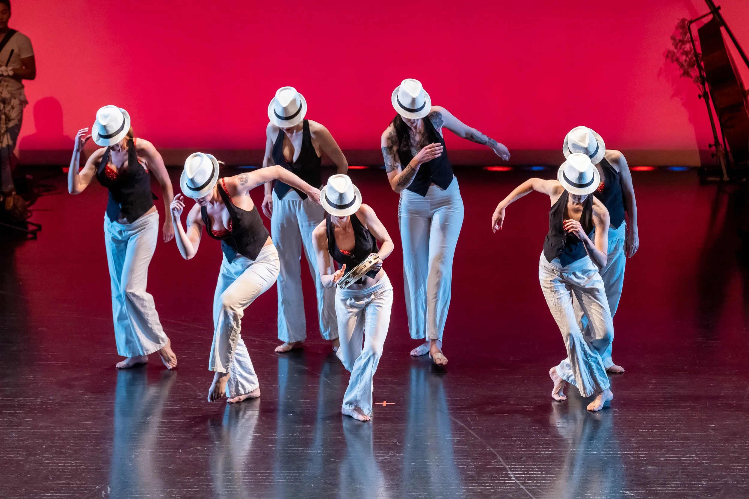 SAMBA FOGO Malandros.jpeg