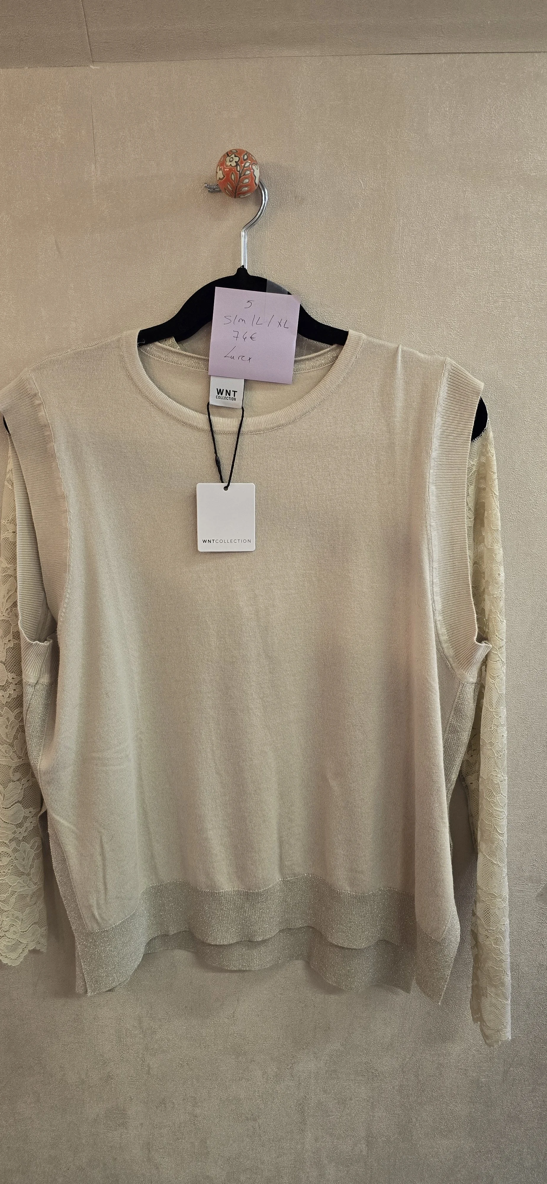 Pull débardeur ecru col lurex
