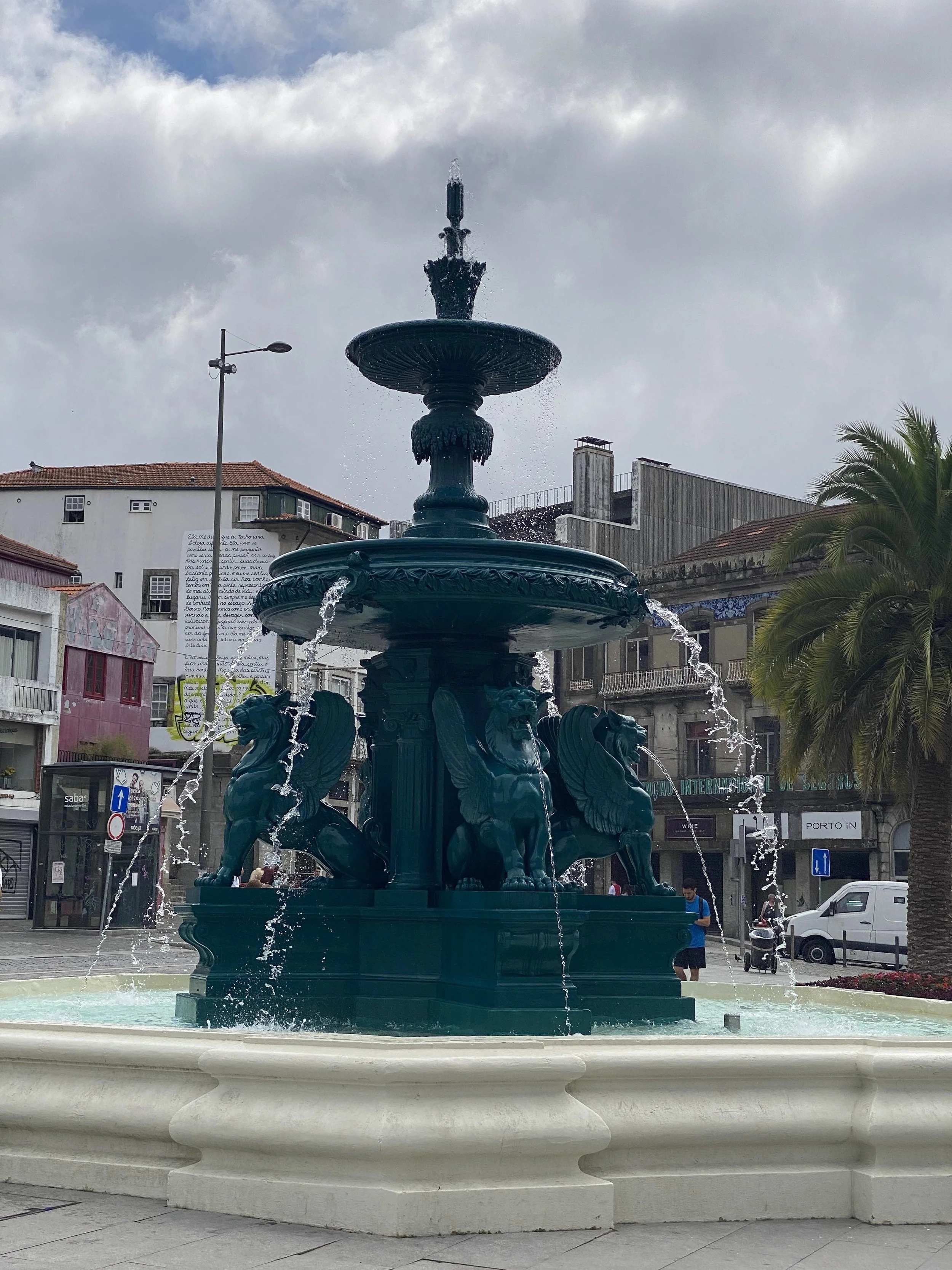 The Lions Fountain in front of the University of Porto, the tour's meeting point.