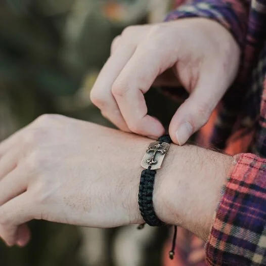 blessing bracelet 129779145_10158156873522739_1334992413746274829_o.jpg