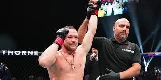 Petr Yan is victorious!