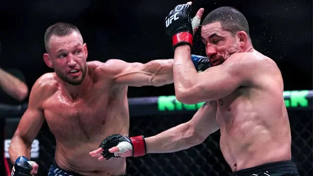 Whittaker vs de Ridder