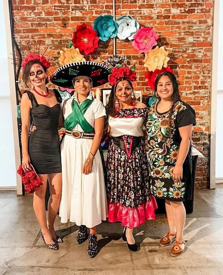 ECHO's networking events bring together our entrepreneurs to share their cultures with one another. Here are a couple of snapshots from our Día de los Muertos event. π§‘