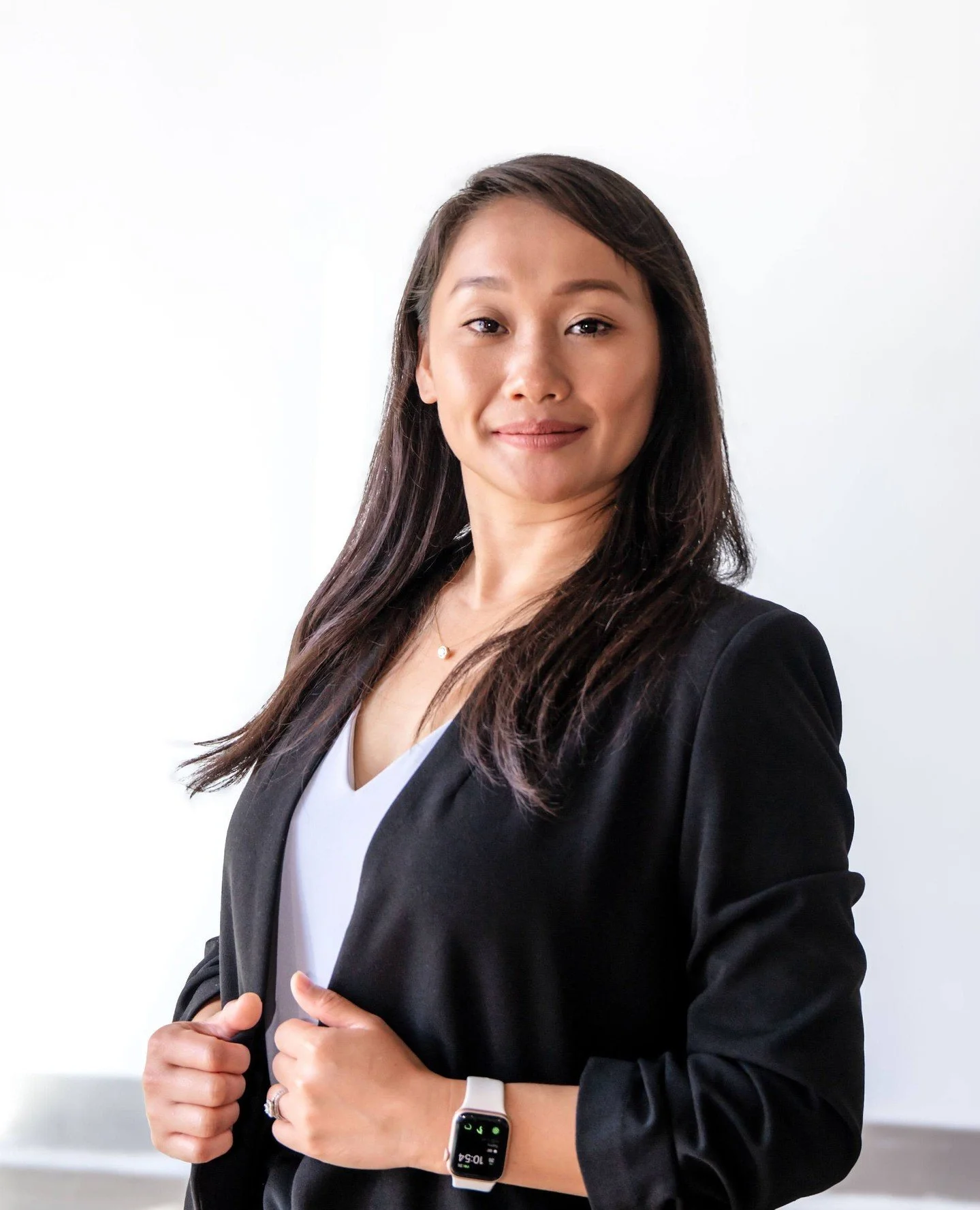 ✨️Entrepreneur Spotlight✨️⁠
⁠
Mo Nimic was born in Mae Sot, Thailand, and spent her childhood in the Um Piam Refugee Camp before moving to the United States in 2009. She holds certifications as a Nursing Assistant and Medical Aide, along with special