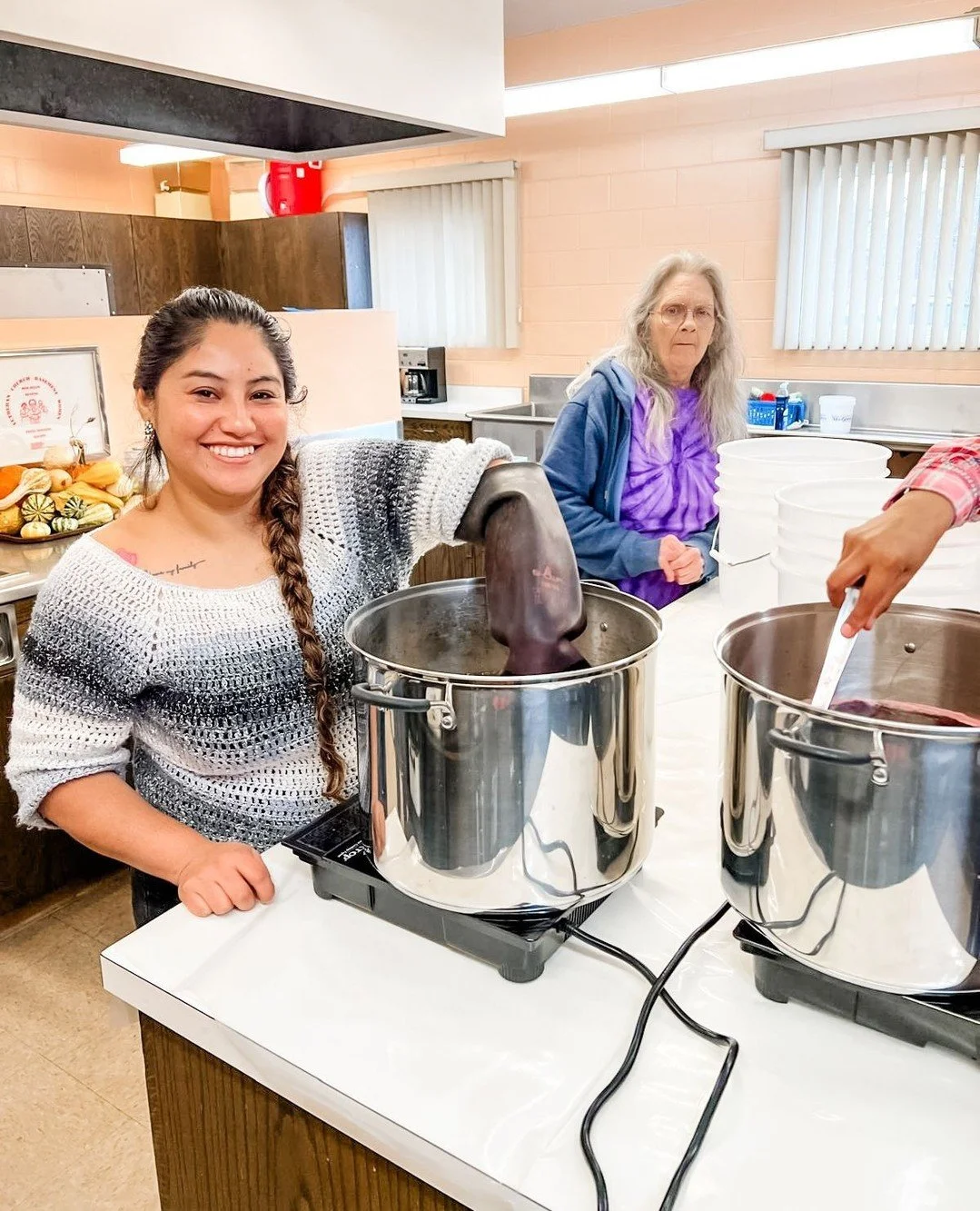 What's ECHO cooking up at the Washington Street Senior Center? 🤭 We spent December making natural plant dyes with our friends. These moments reflect how our entrepreneurs give back by building connection across generations through creativity.
