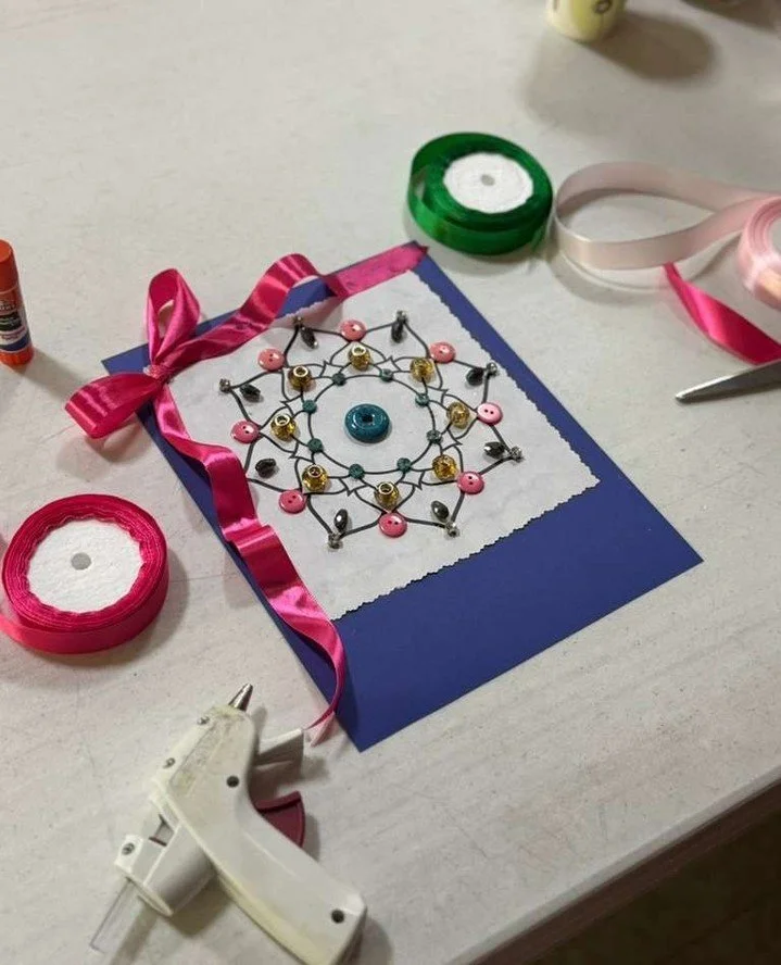 We love receiving your leftover craft supplies! 😍 Our talented artisans take your donations and create engaging opportunities for our elder friends at the Washington Street Senior Center to relax and use their imagination. 🌟 To schedule a pick-up o