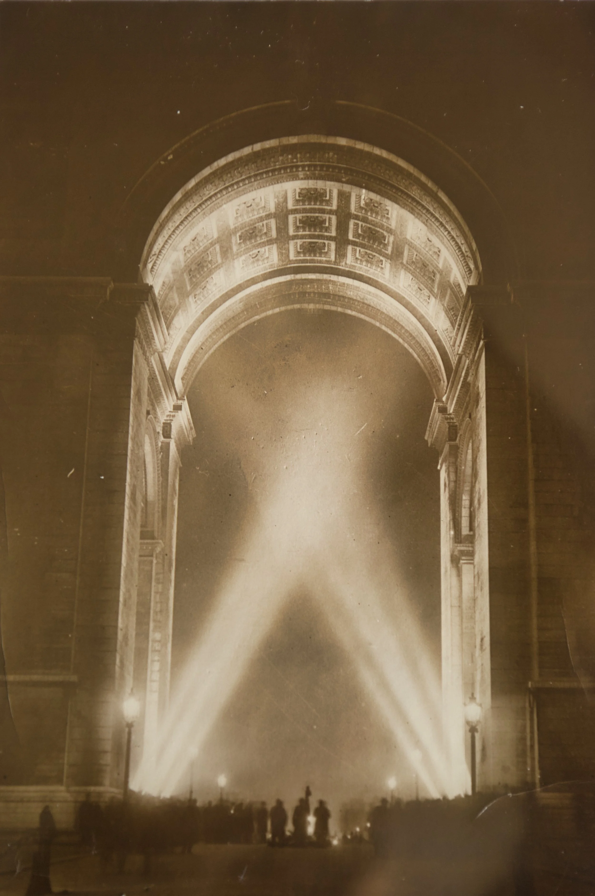 1931 FRENCH NEWS AGENCY ROL “ARC DE TRIOMPHE” NEWS PHOTO BY GEORGES DEVRED