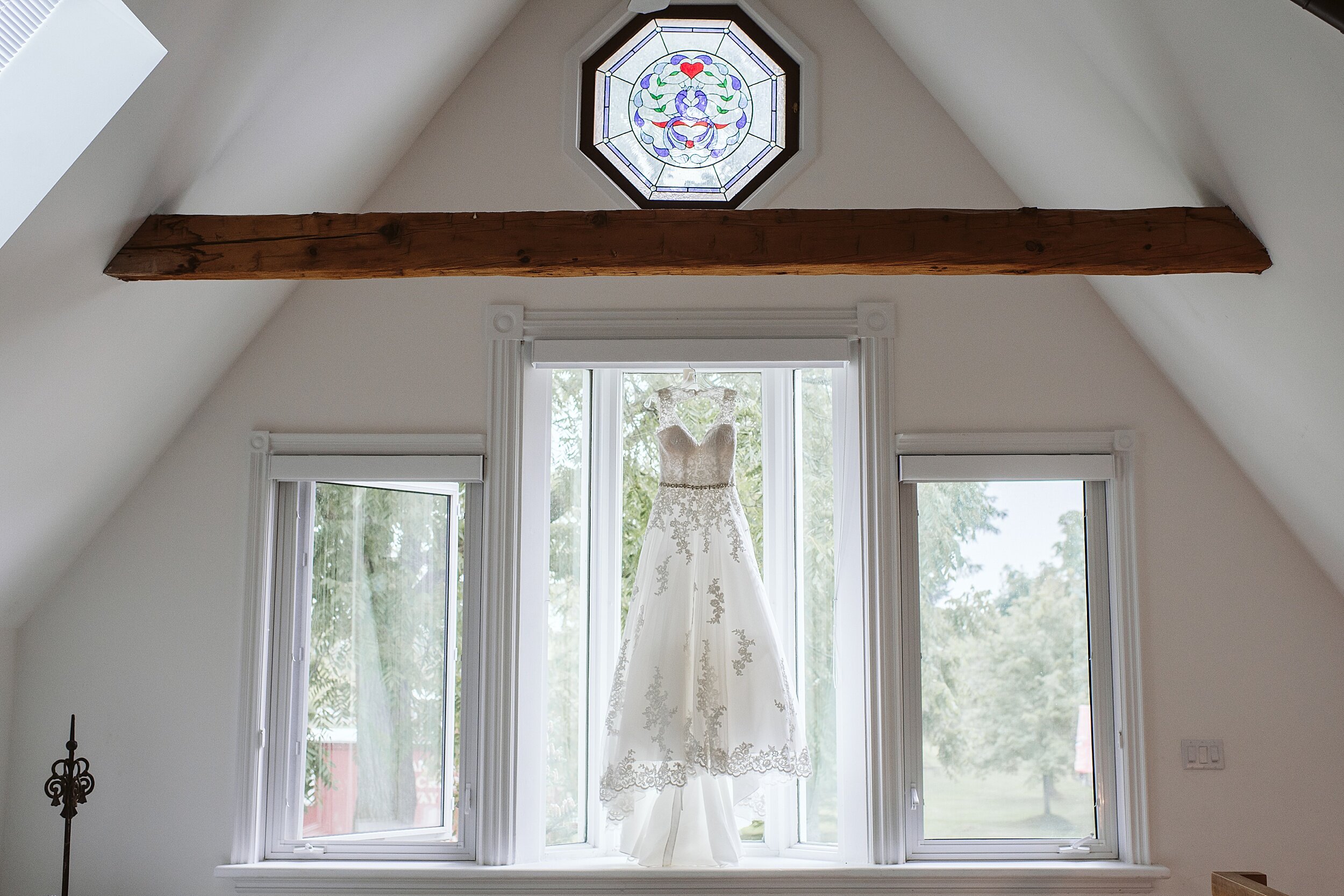 Belcroft-Estates-wedding-Toronto-Wedding-Photographers-Amber_0003.jpg