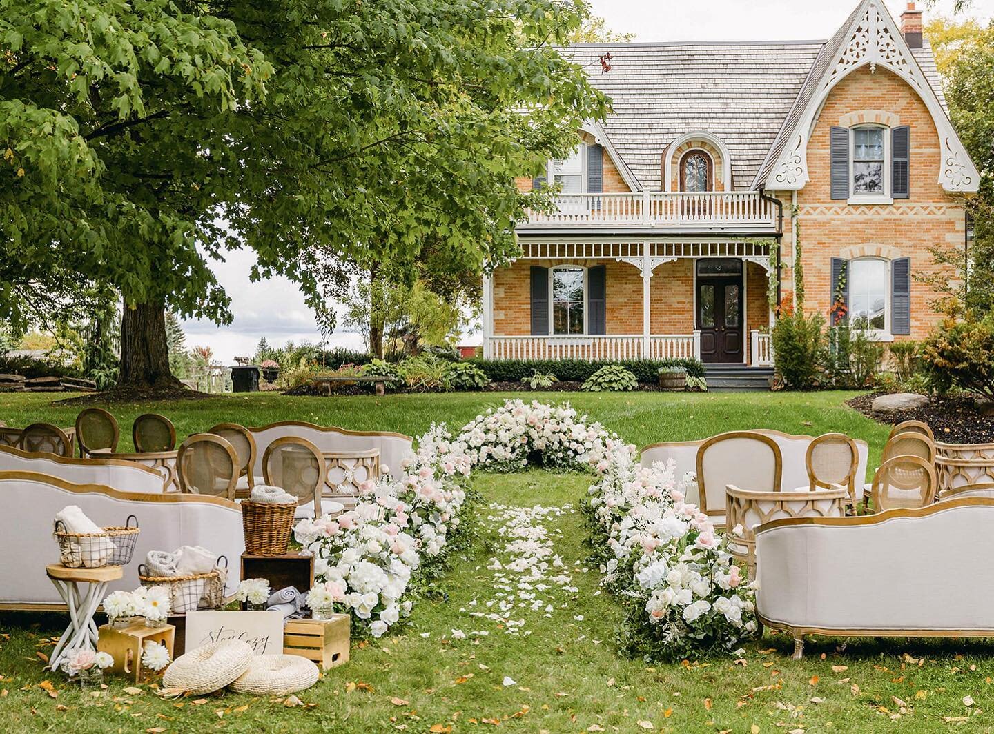 One of our favourite things to watch is the creative visions brought to life by so many talented wedding designers, planners, coordinators and vendors. 
We have countless options for ceremony ideas &amp; locations at Belcroft. 
Just look at this set 