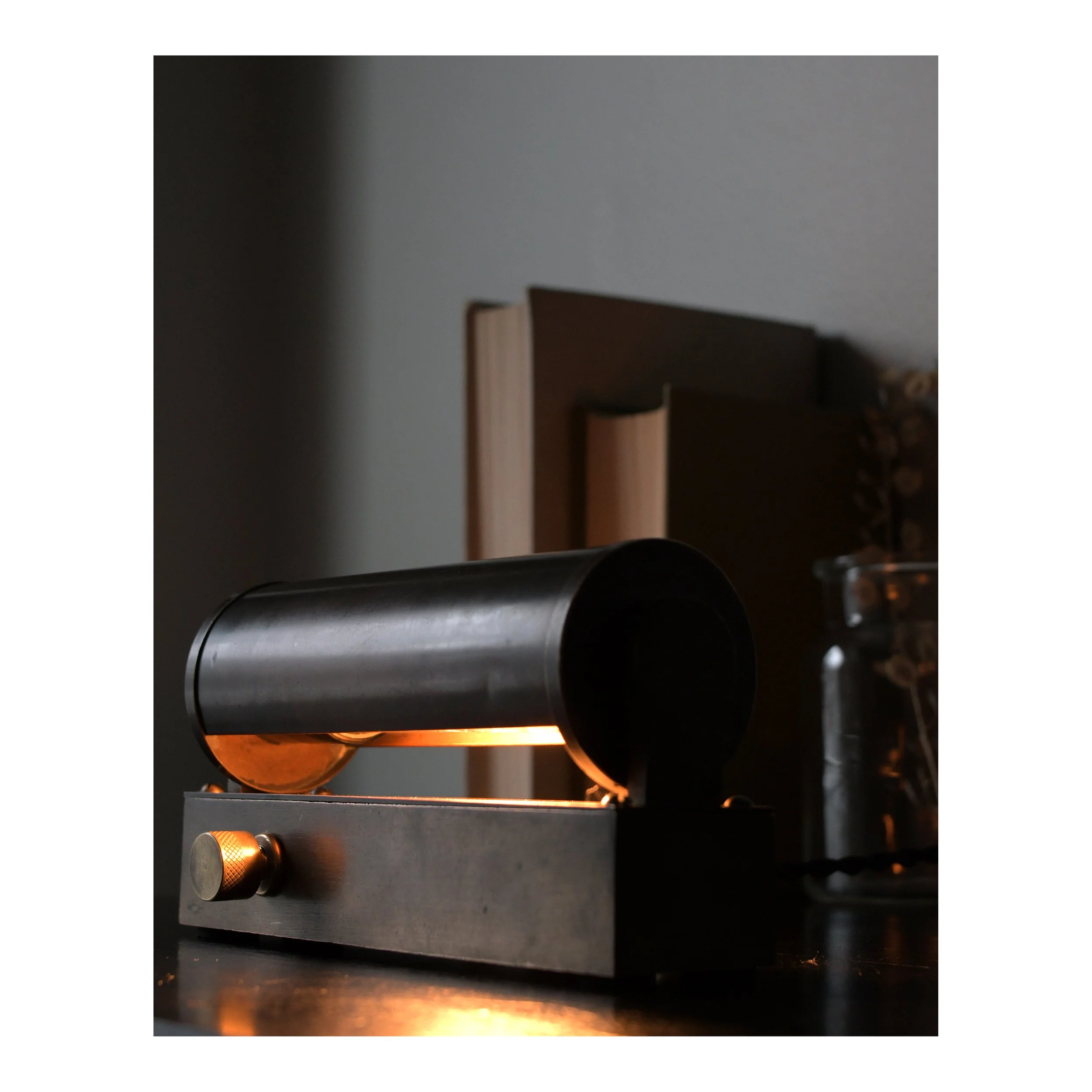 Antique 'Drawing Room' Lamp.