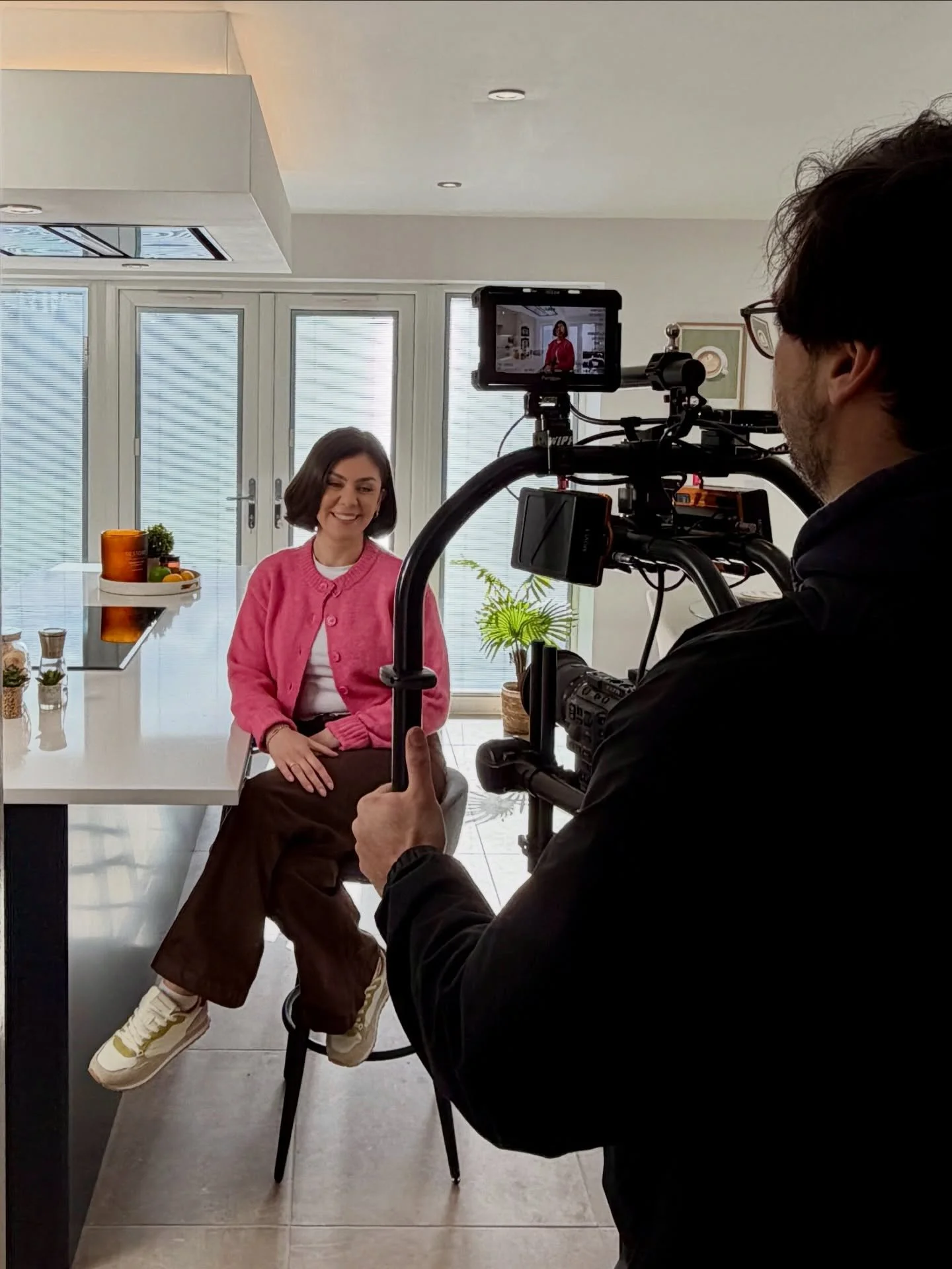 Thought I had the start of this week to catch up on the many social media bits I have filmed and not posted but the freelance gods had other plans so enjoy this very rushed post of me on set last week (you&rsquo;ll be seeing this on your teles soon t