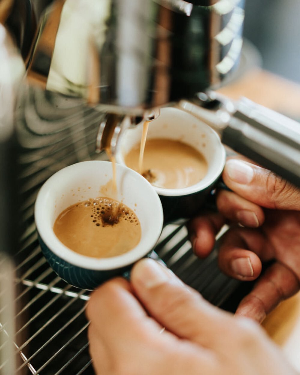 Starting the morning off right with a cappuccino in the shop. Happy Tuesday! #cafinatedandreadytogo #coffeefueledmechanic #tamarindomtb