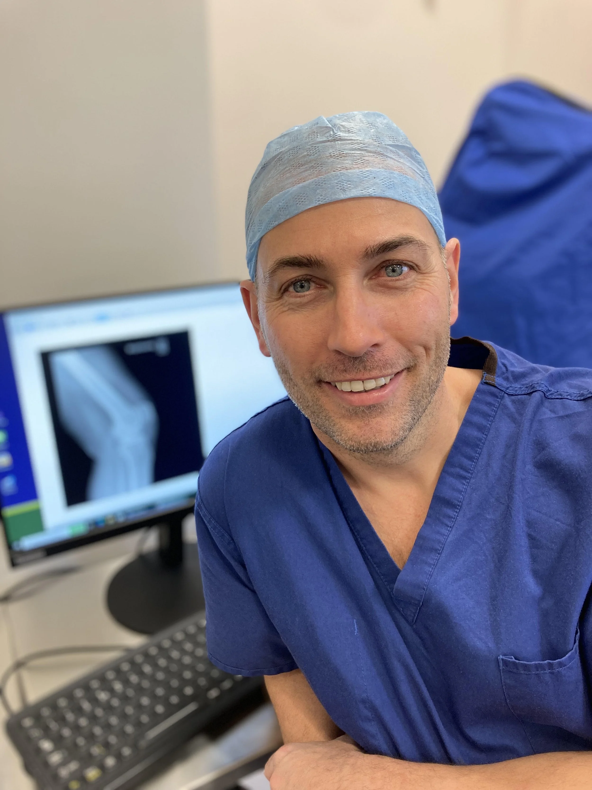 ben waterson knee surgeon exeter