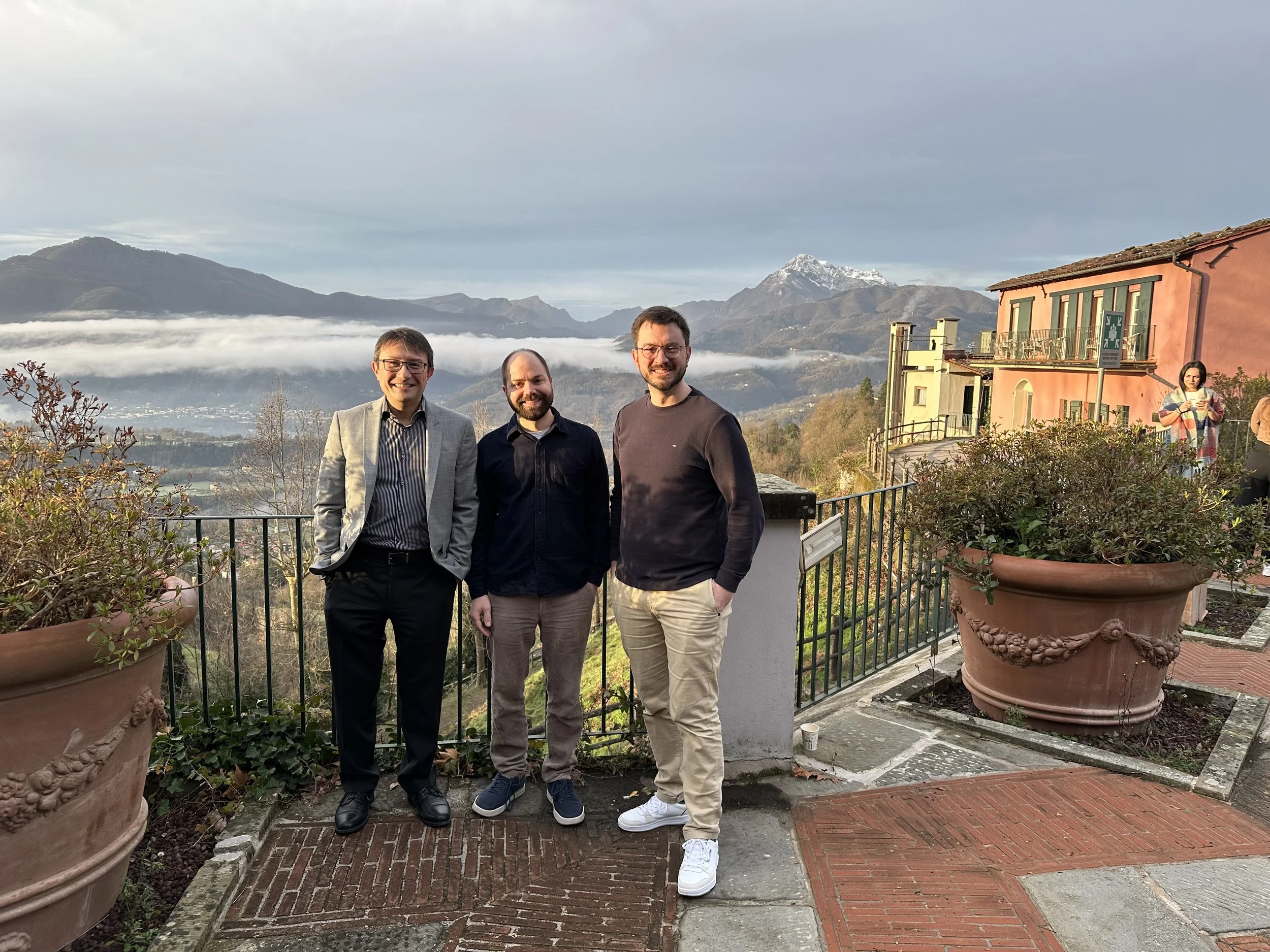 Always great to catch up with a Solt Lab alumni, especially in beautiful Tuscany! Nice to see you, David!