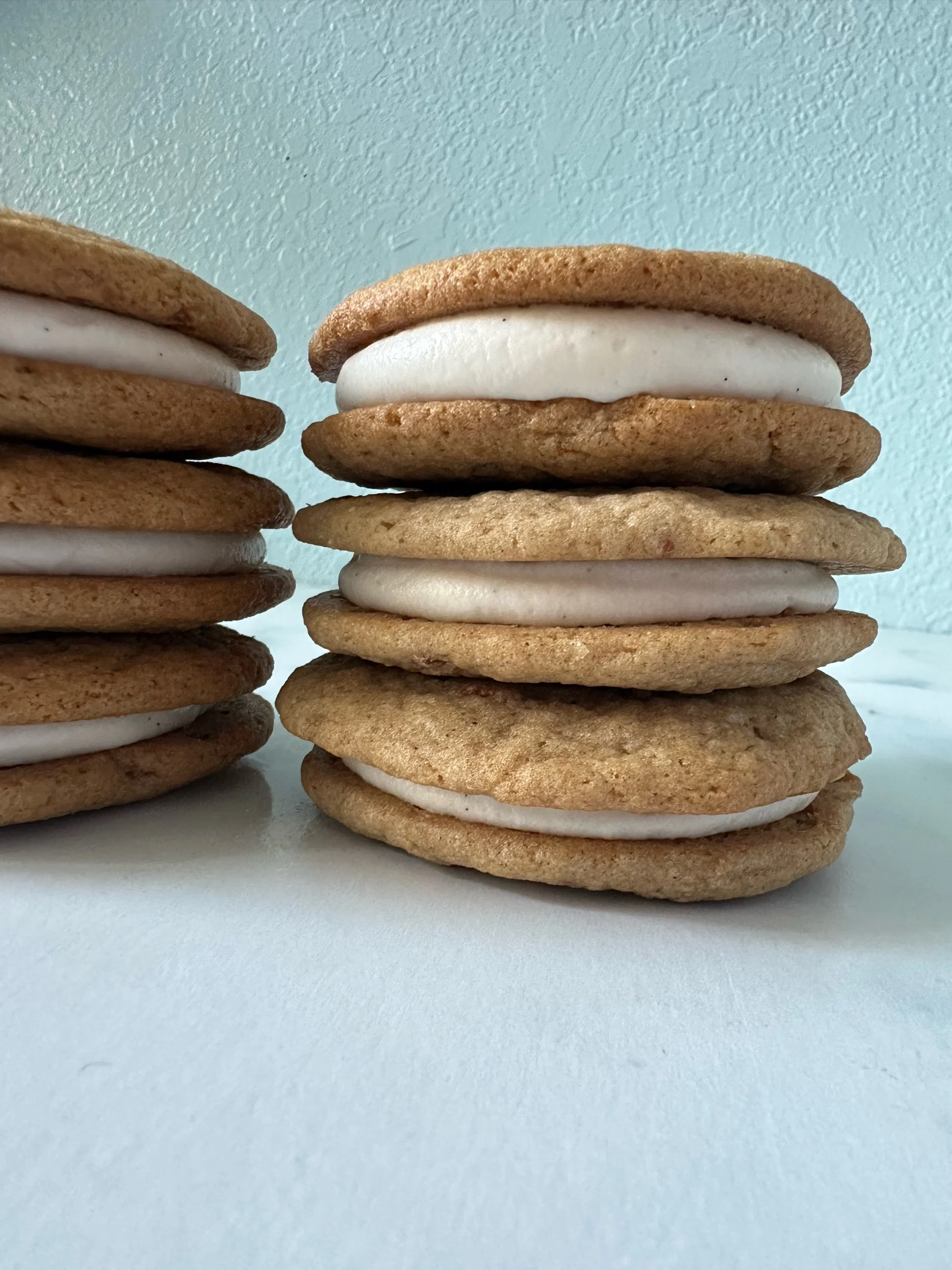Carrot Cake Cookie Sandwich