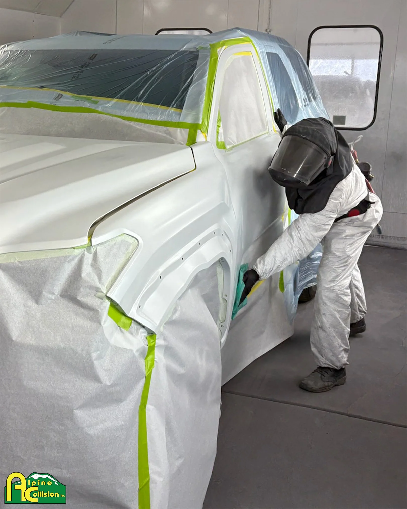 ✨Your vehicle is in good hands with your neighbors.

In the Vail Valley, we treat every customer who walks through our doors like family, not a ticket number. From handling insurance details to delivering precision repairs, we're here to keep our mou