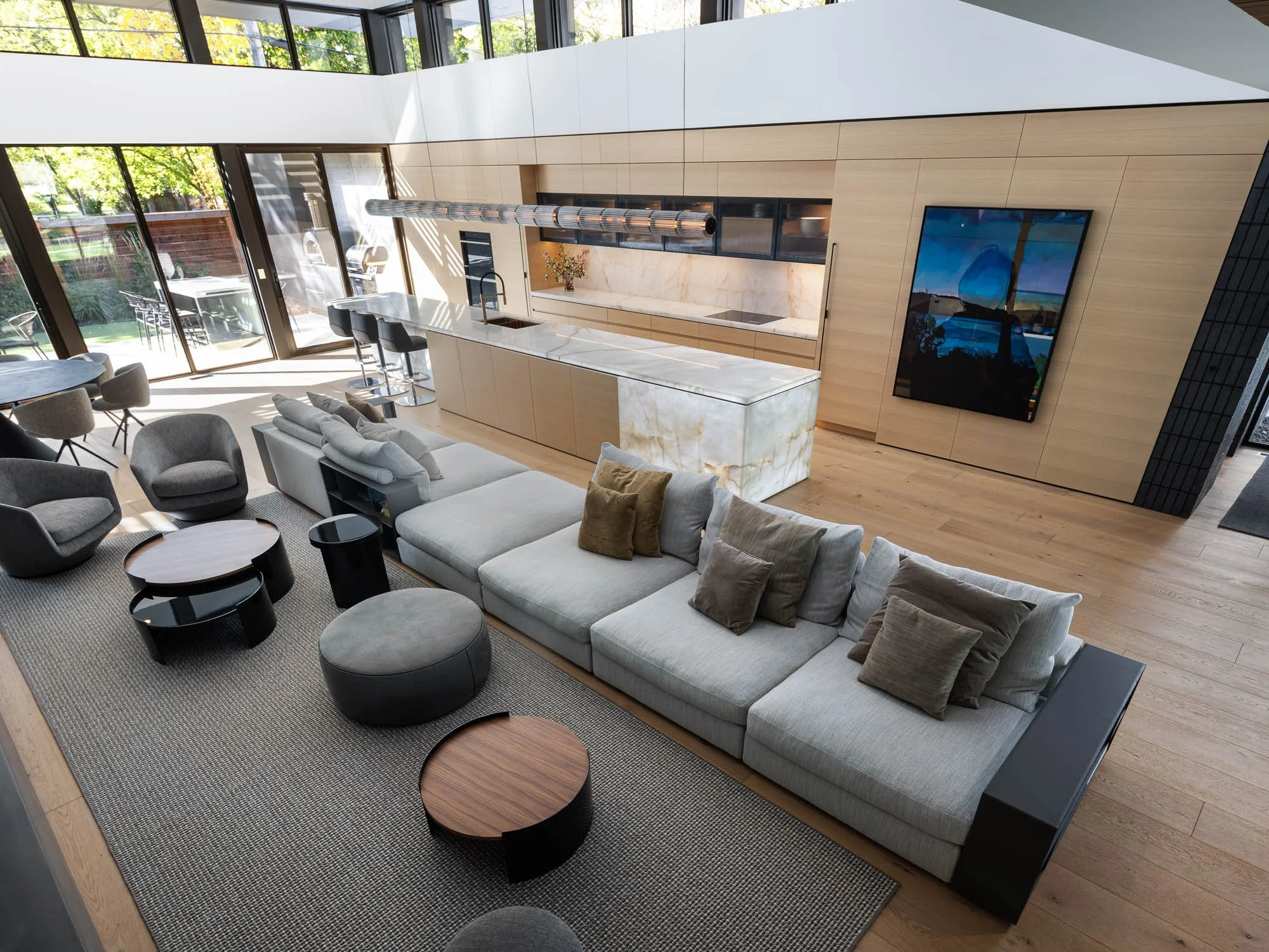210Lamont-int-13343.jpg