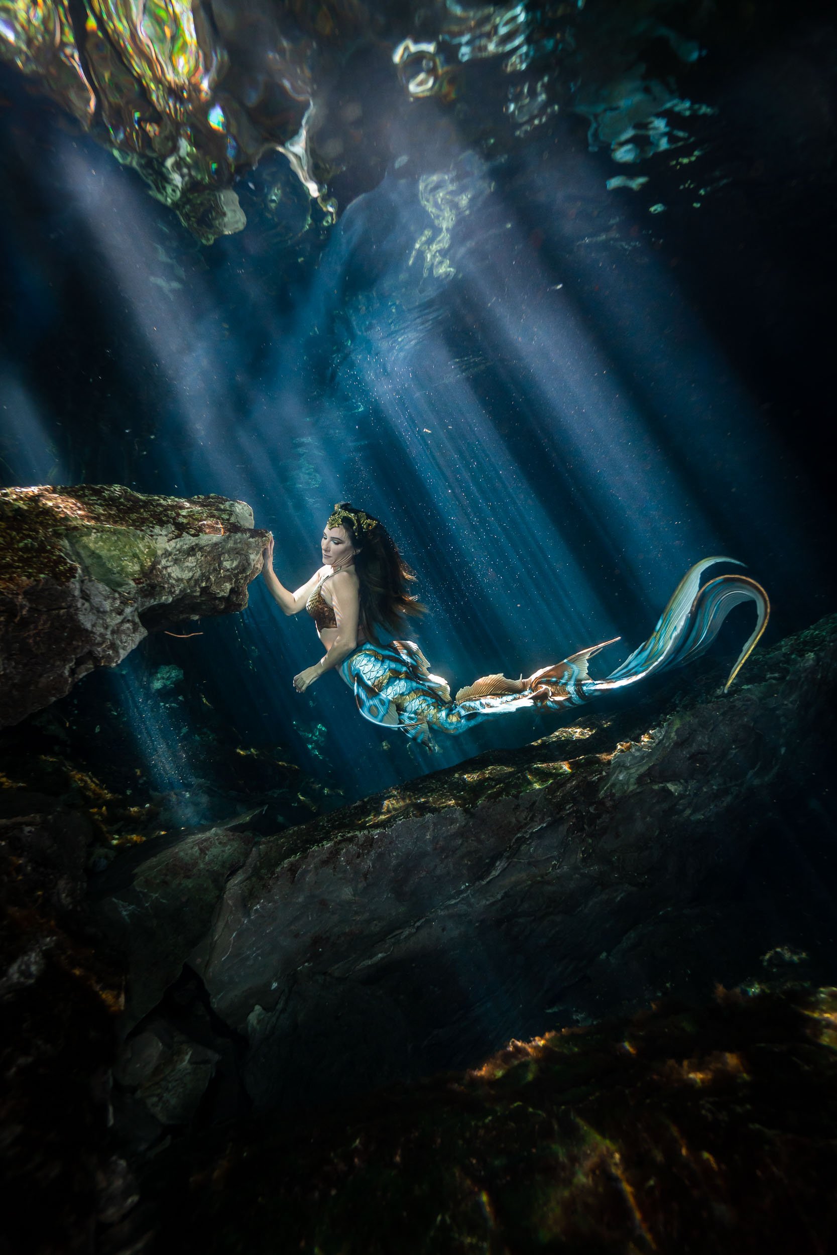 cenote-portraits-mermaid-caroline-20.jpg