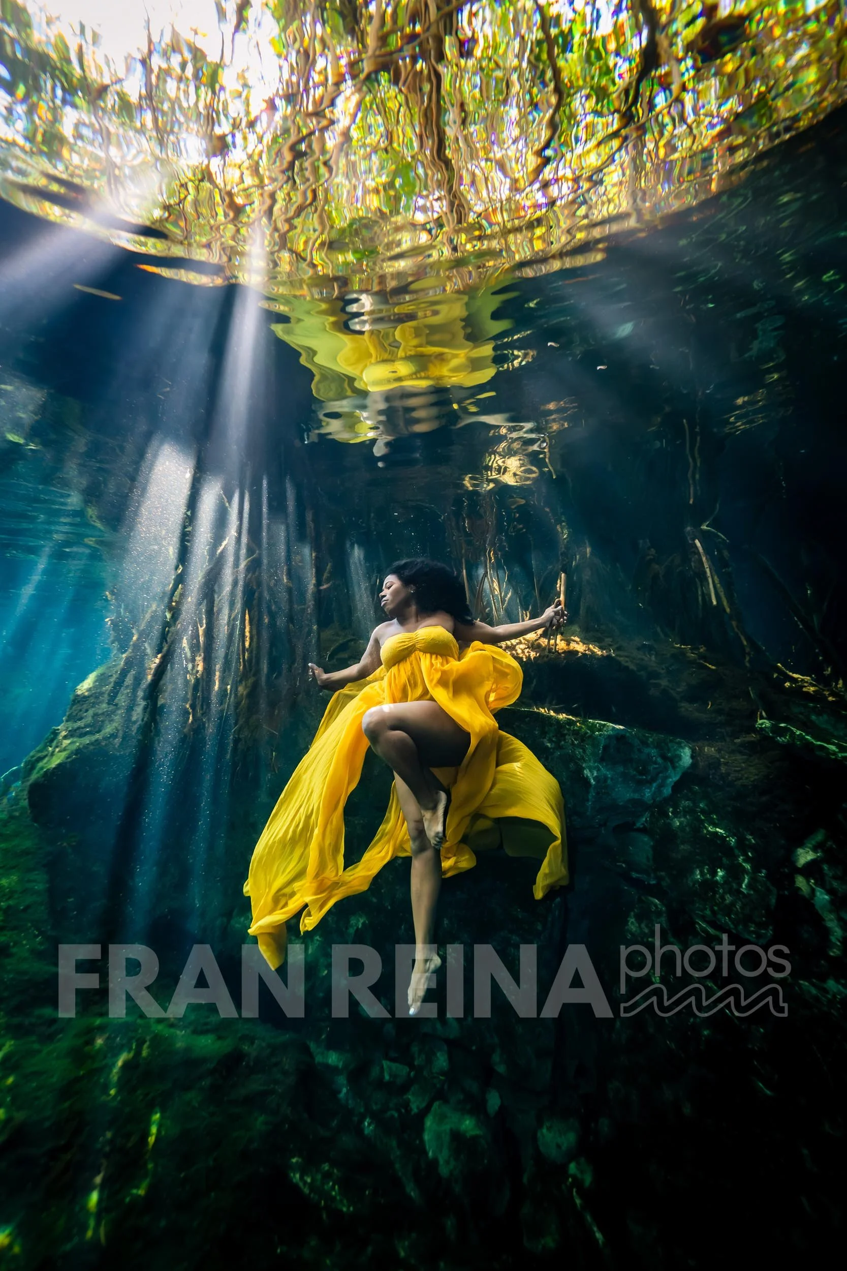 cenote-portraits-Alexia-2.jpg