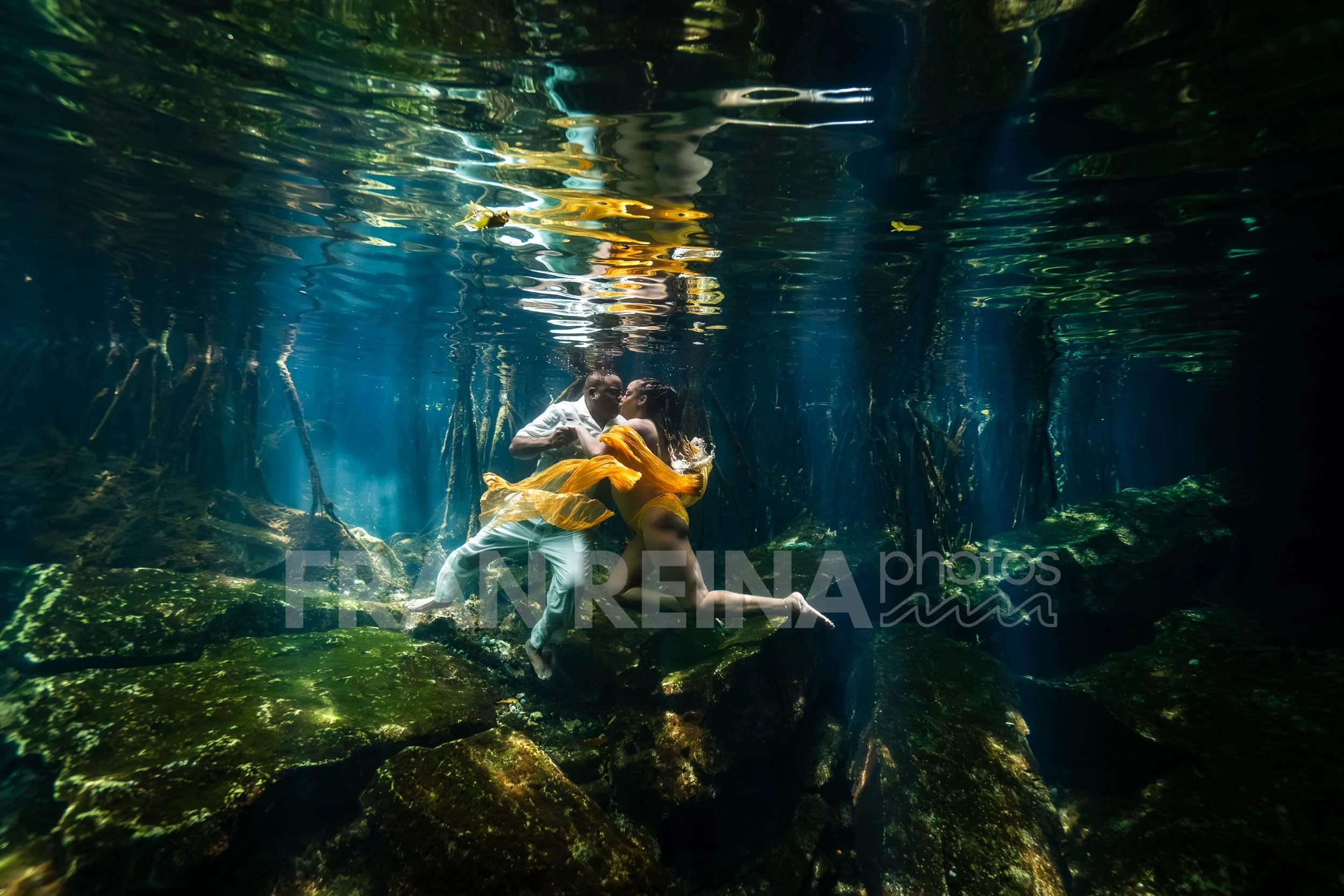 cenote-portraits-alexia-8.jpg
