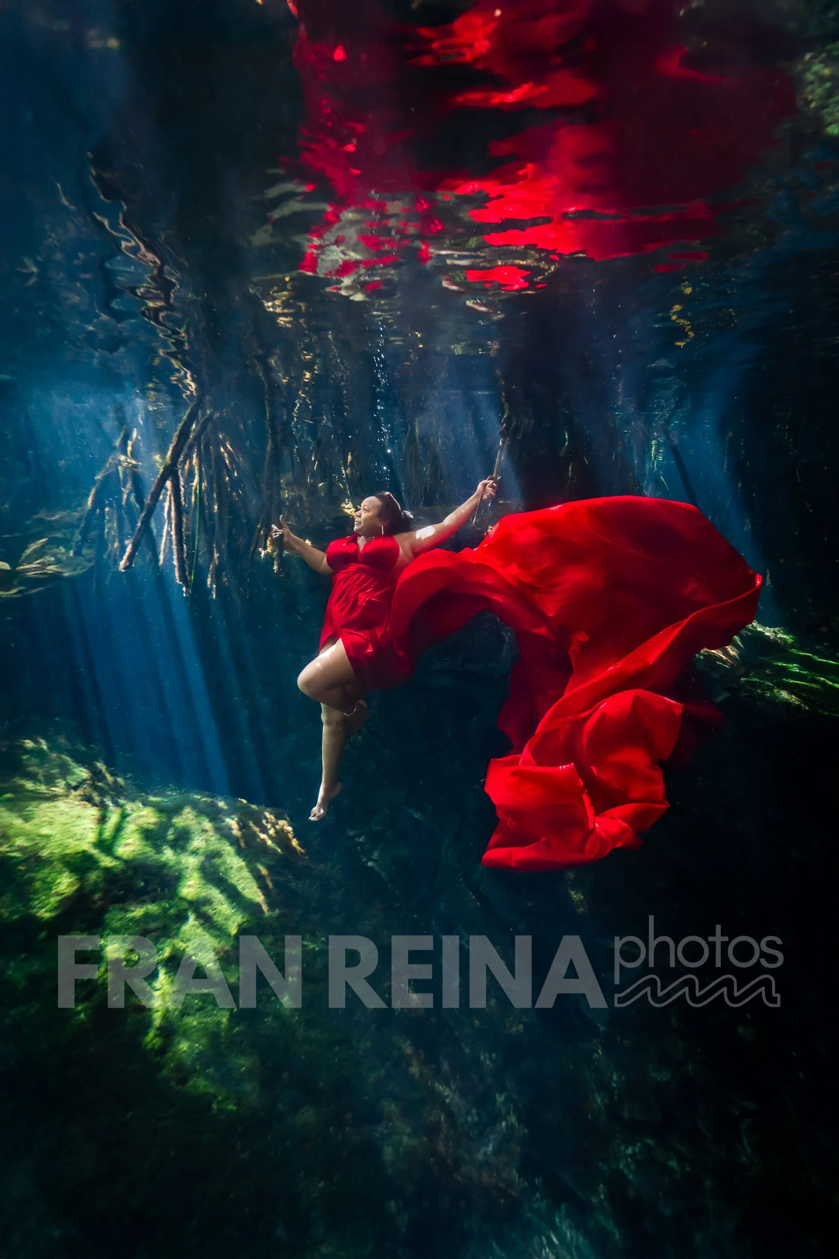 cenote-portraits-Alexia-4.jpg