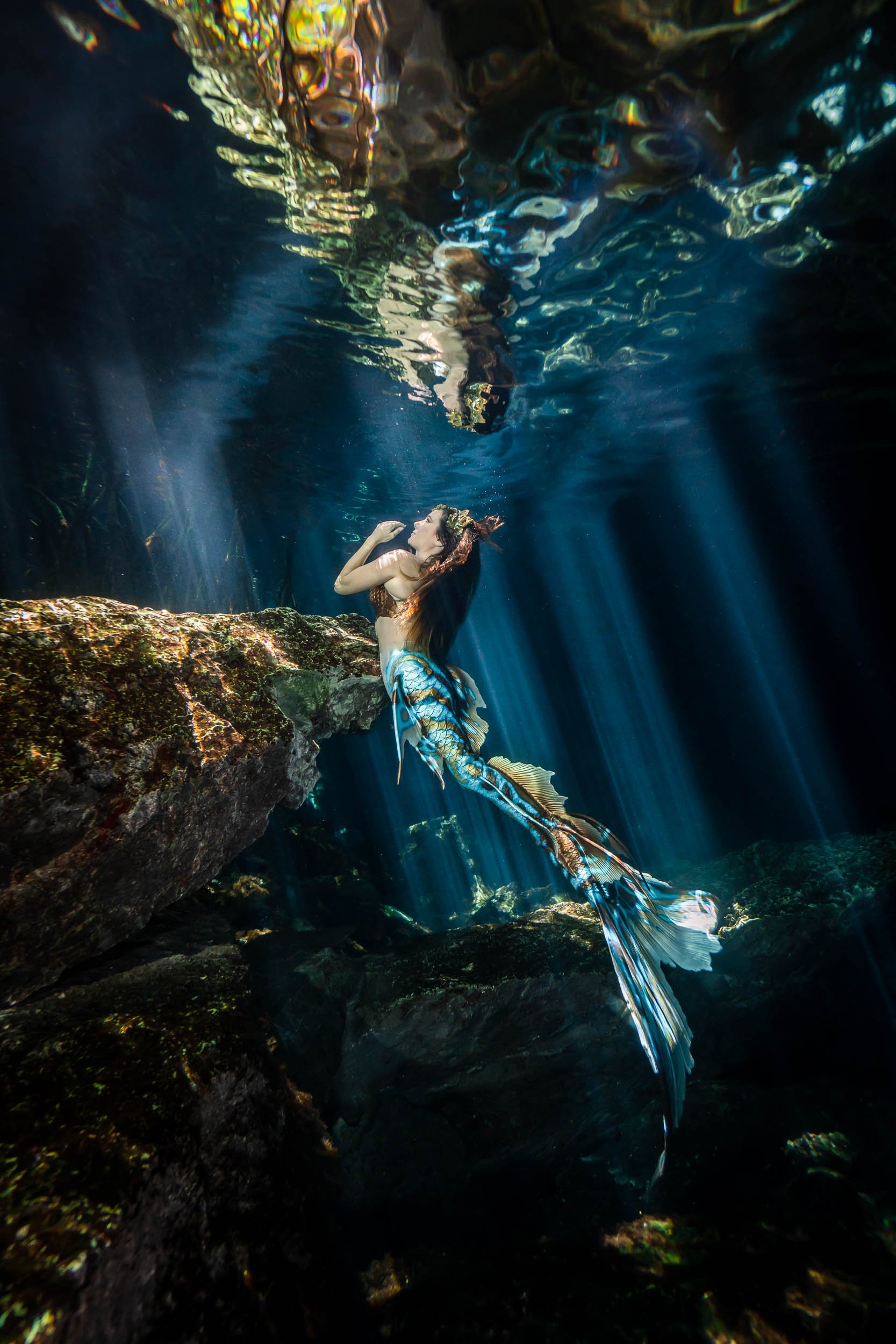 cenote-portraits-mermaid-caroline-16.jpg