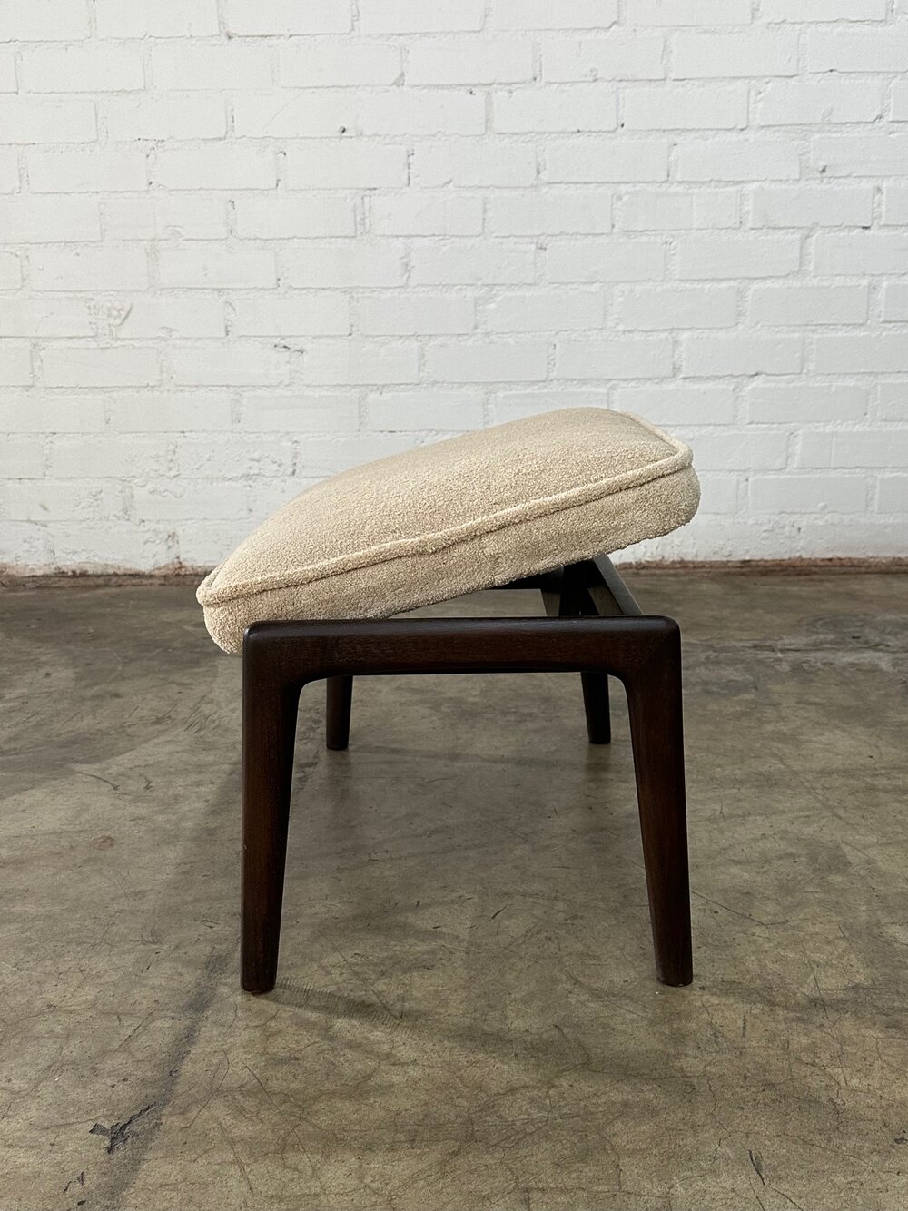 Mid century Lounge chair and Ottoman — VINTAGE ON POINT Mid century Lounge chair and Ottoman — VINTAGE ON POINT