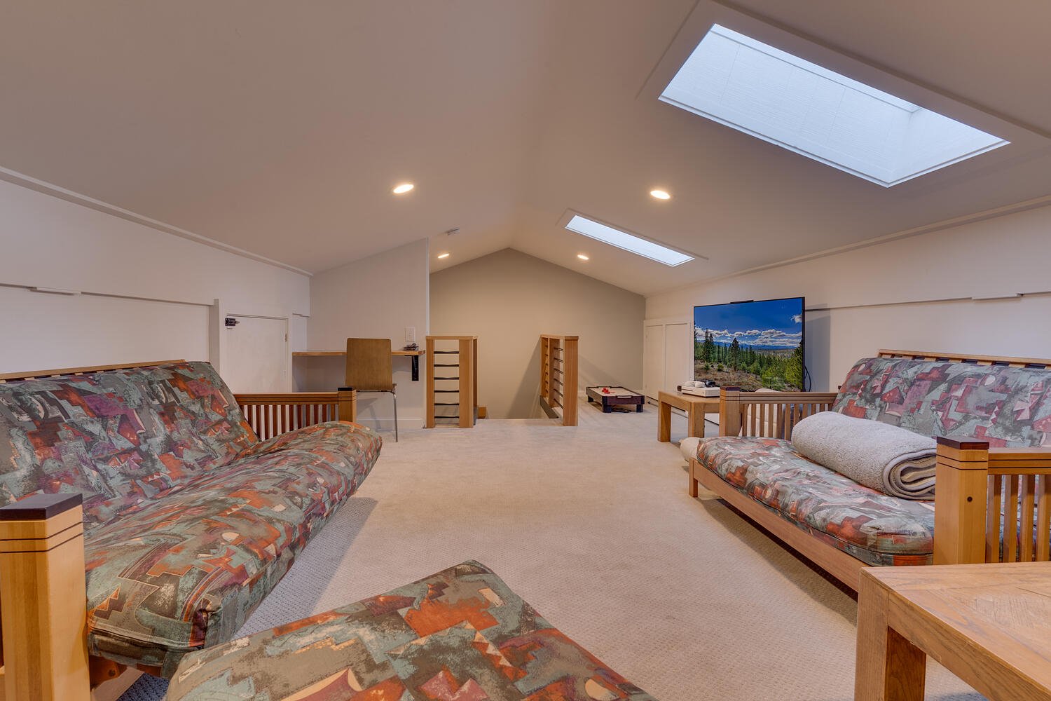 3600 N Lake Blvd 28 Tahoe City-large-022-019-Loft-1500x1000-72dpi.jpg