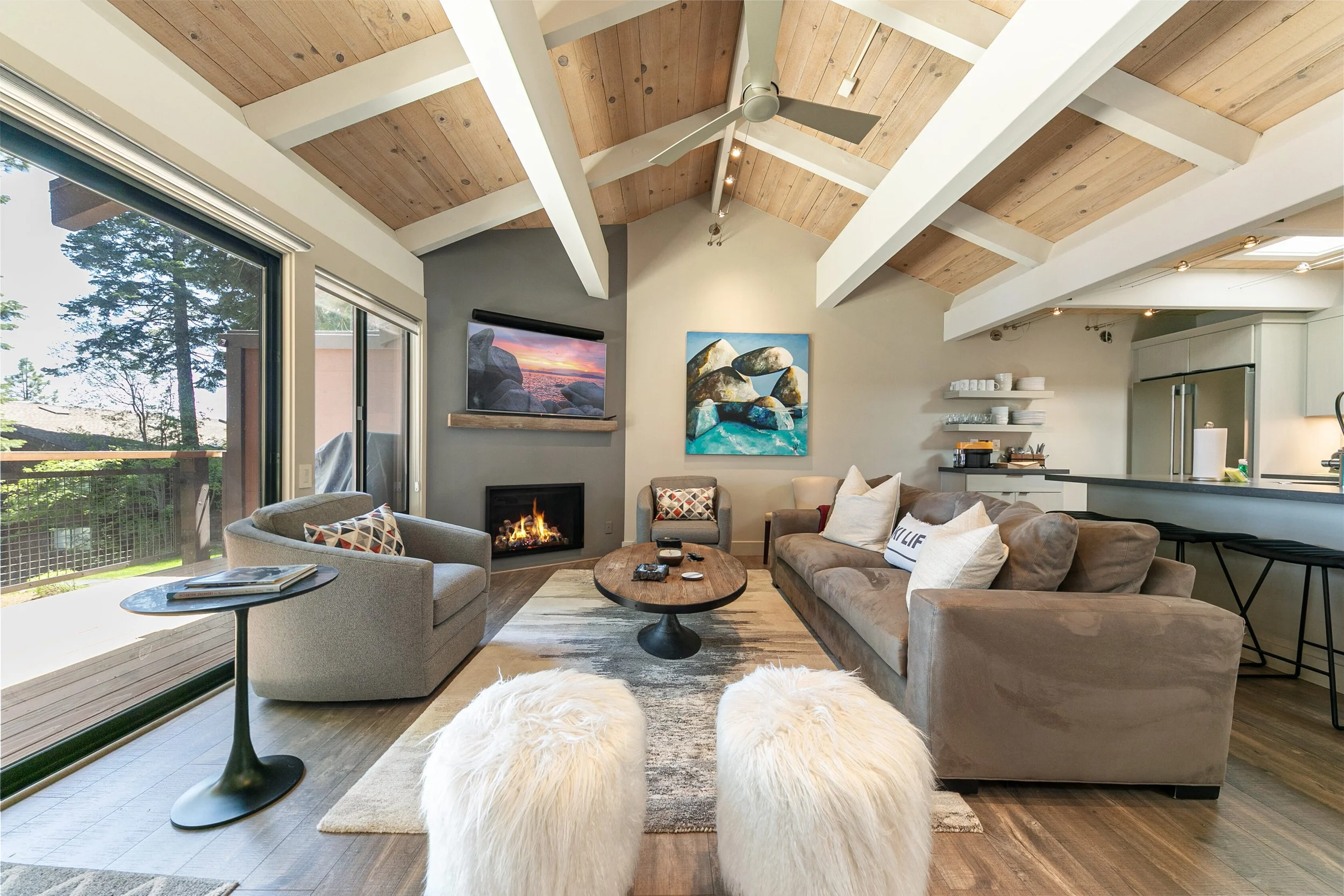 3600 N Lake Blvd Unit 95 Tahoe-print-015-026-Interior-3361x2241-300dpi.jpg