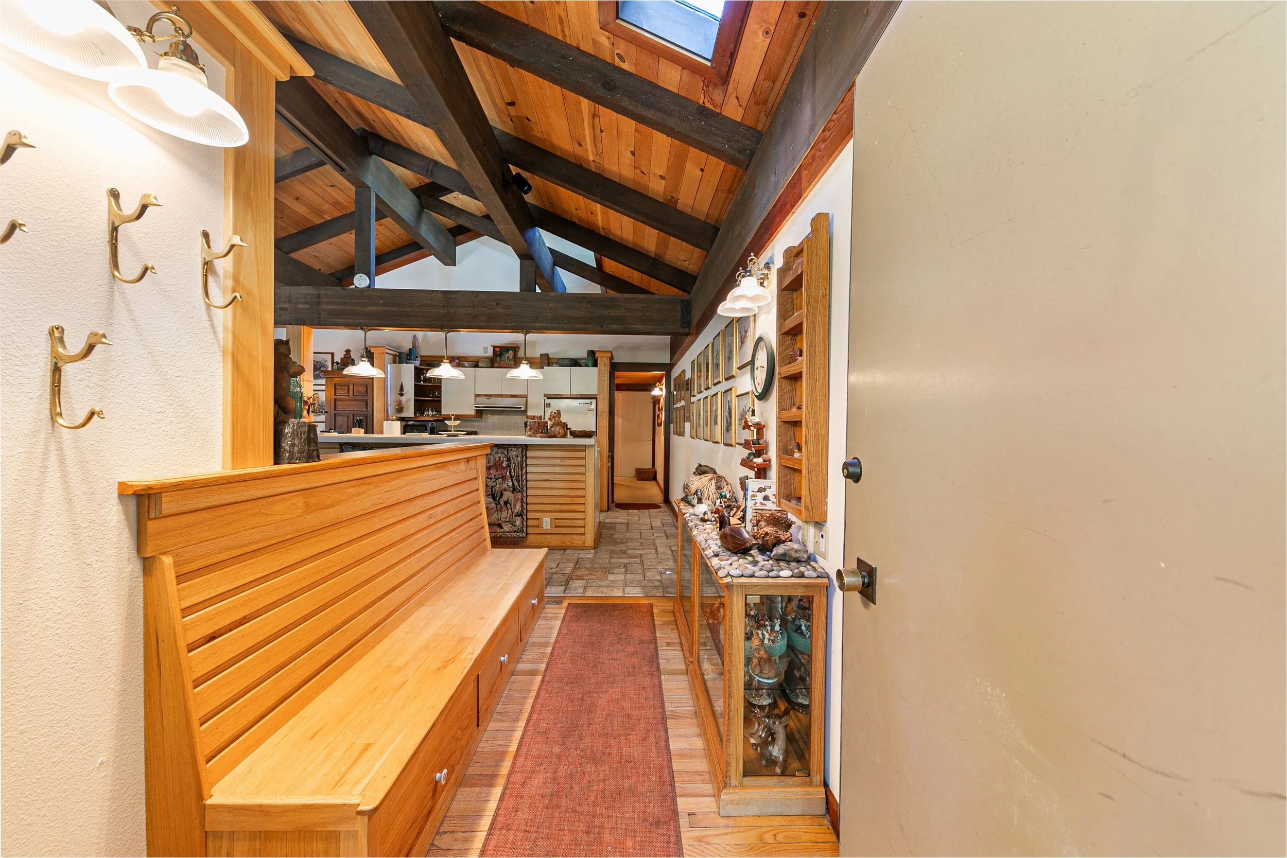 3600 N Lake Blvd Unit 65 Tahoe-print-008-011-Interior-3363x2242-300dpi.jpg
